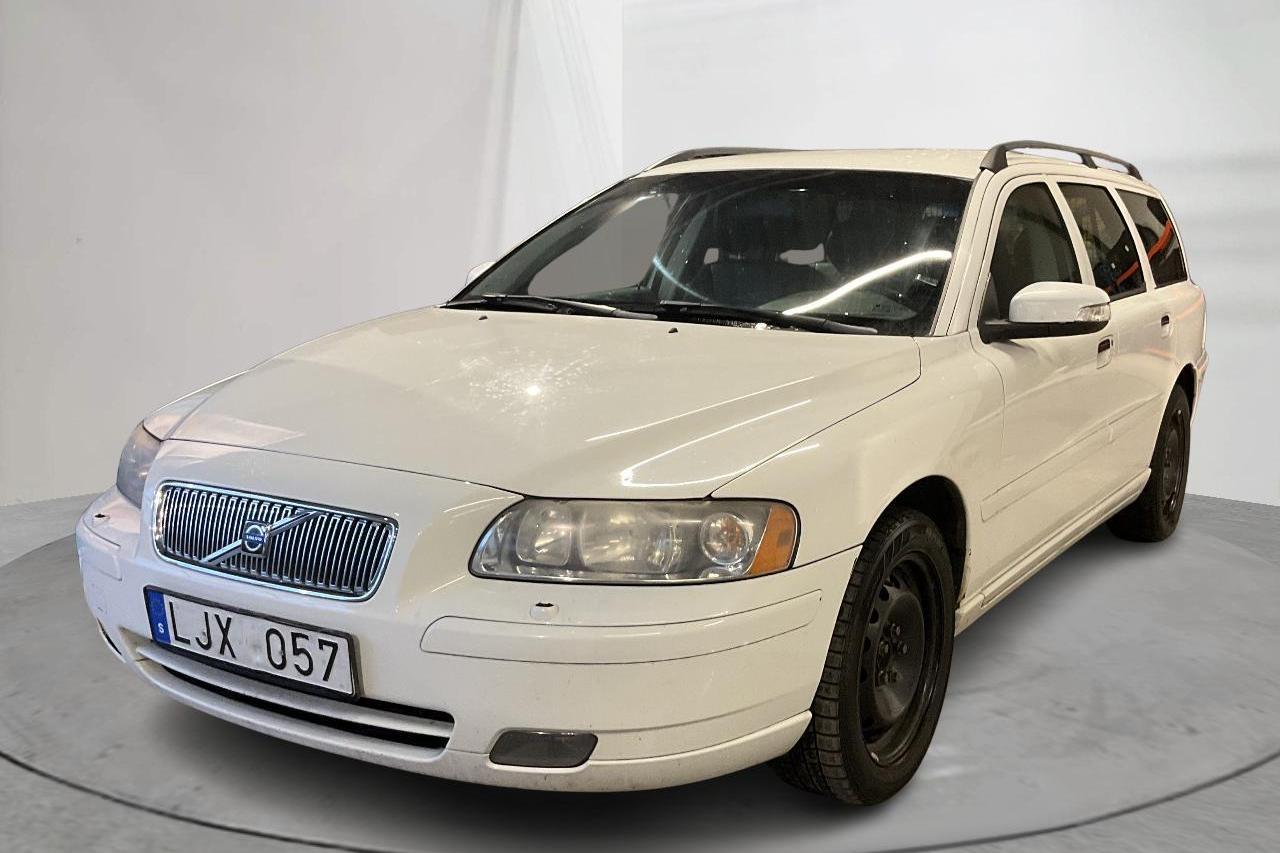 Volvo V70 2.4 Bi-Fuel (140hk) - 15 904 mil - Automat - vit - 2008