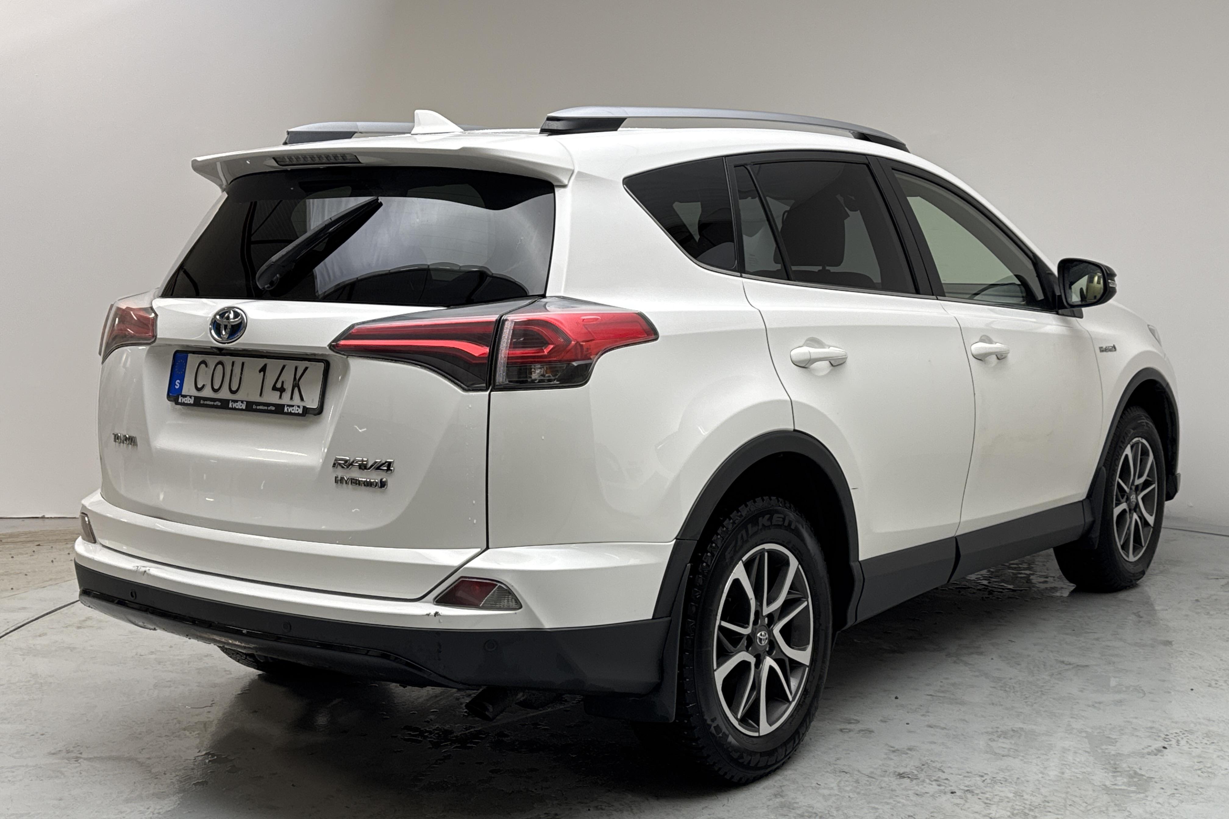 Toyota RAV4 2.5 HSD AWD (197hk) - 27 949 mil - Automat - vit - 2019