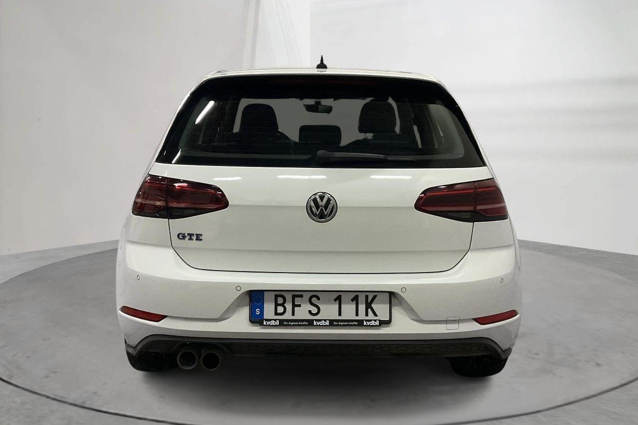 VW Golf VII GTE 5dr (204hk) - 4 931 mil - Automat - vit - 2020