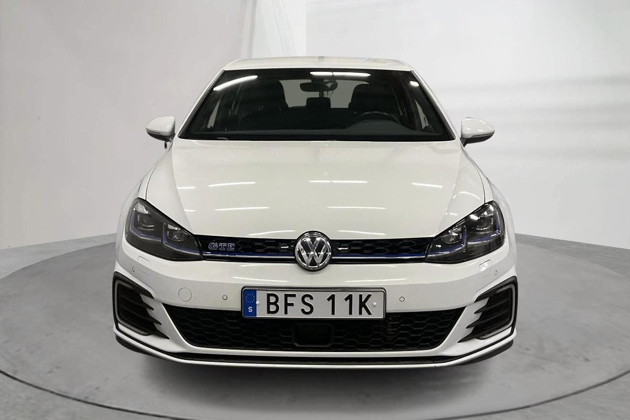 VW Golf VII GTE 5dr (204hk) - 4 931 mil - Automat - vit - 2020