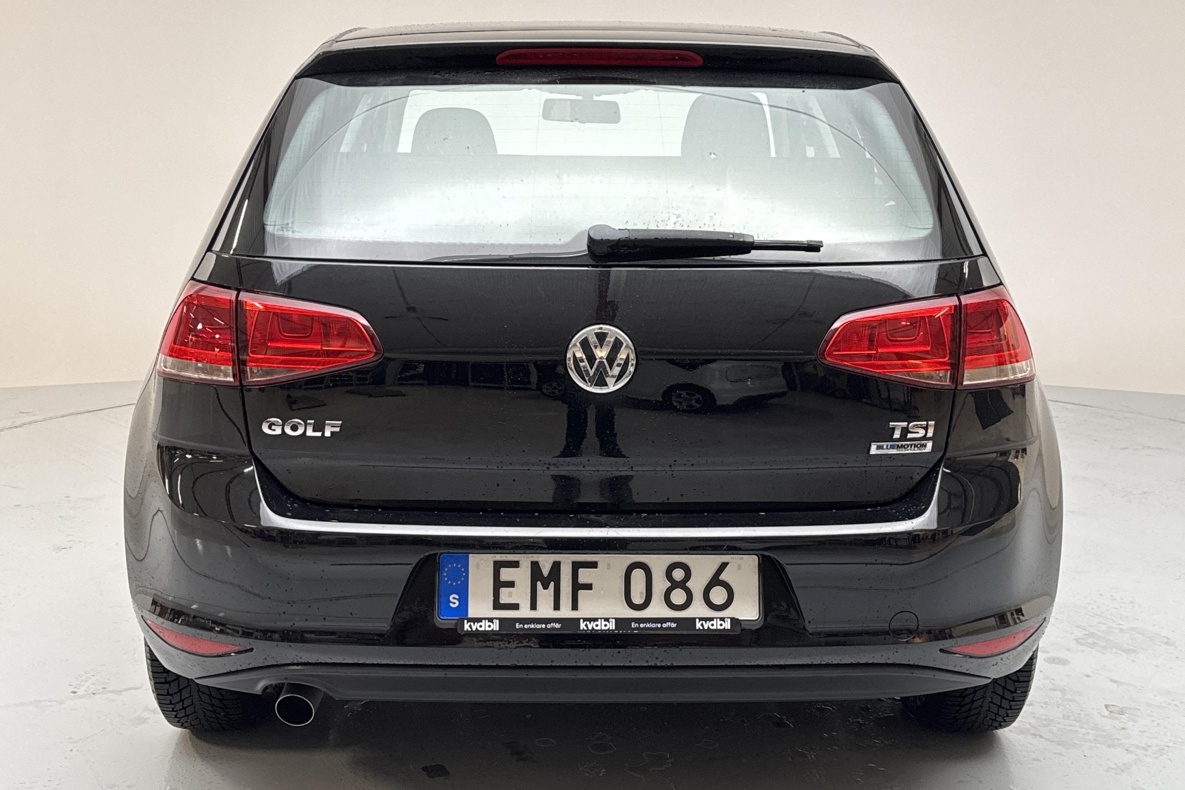 VW Golf VII 1.2 TSI 5dr (105hk) - 6 770 mil - Manuell - svart - 2015