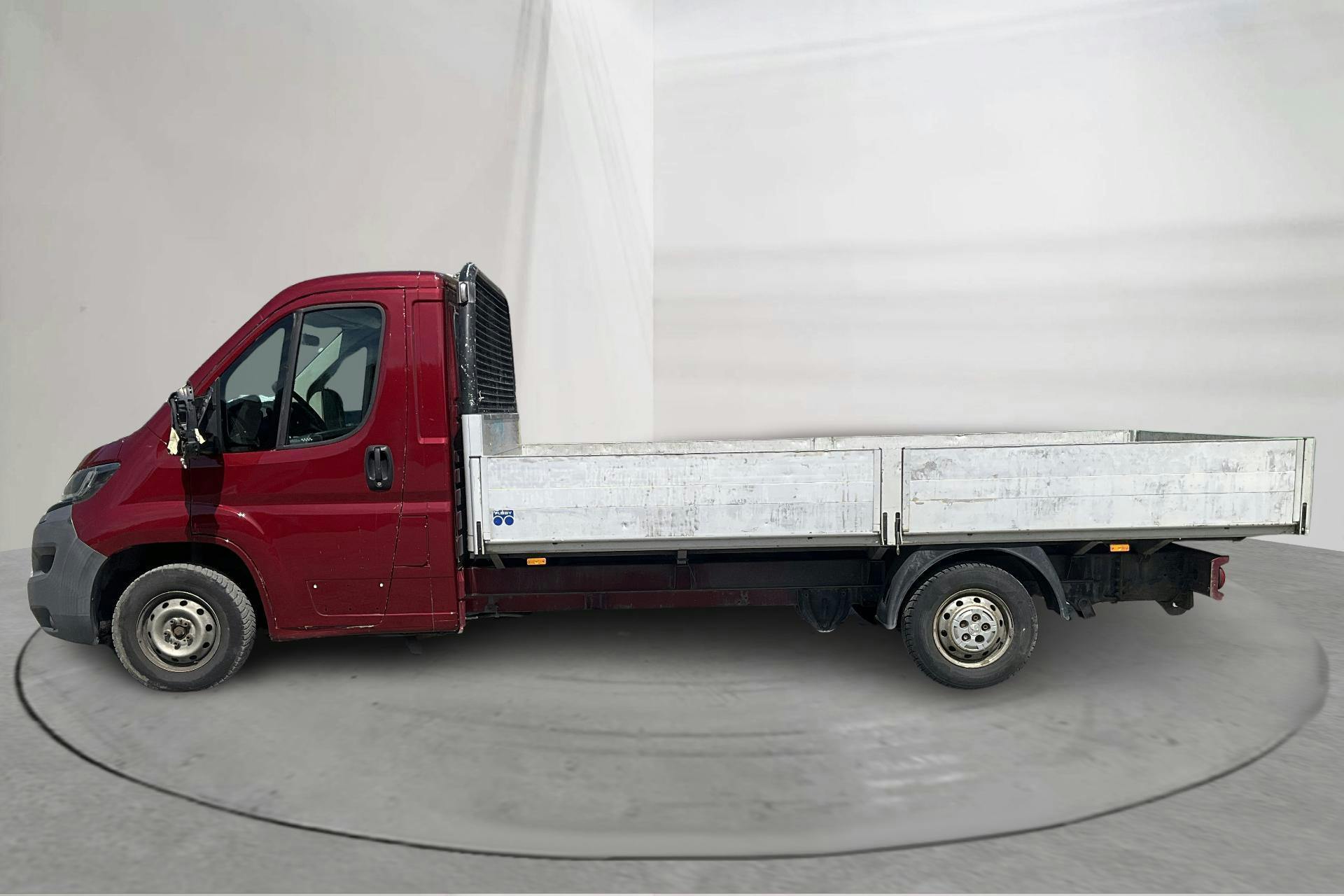 Esitlusfoto 2 aadressil 10: Peugeot Boxer 2.2 HDI Pickup (150hk) - 164 960 km - Käsitsi - punane - 2016