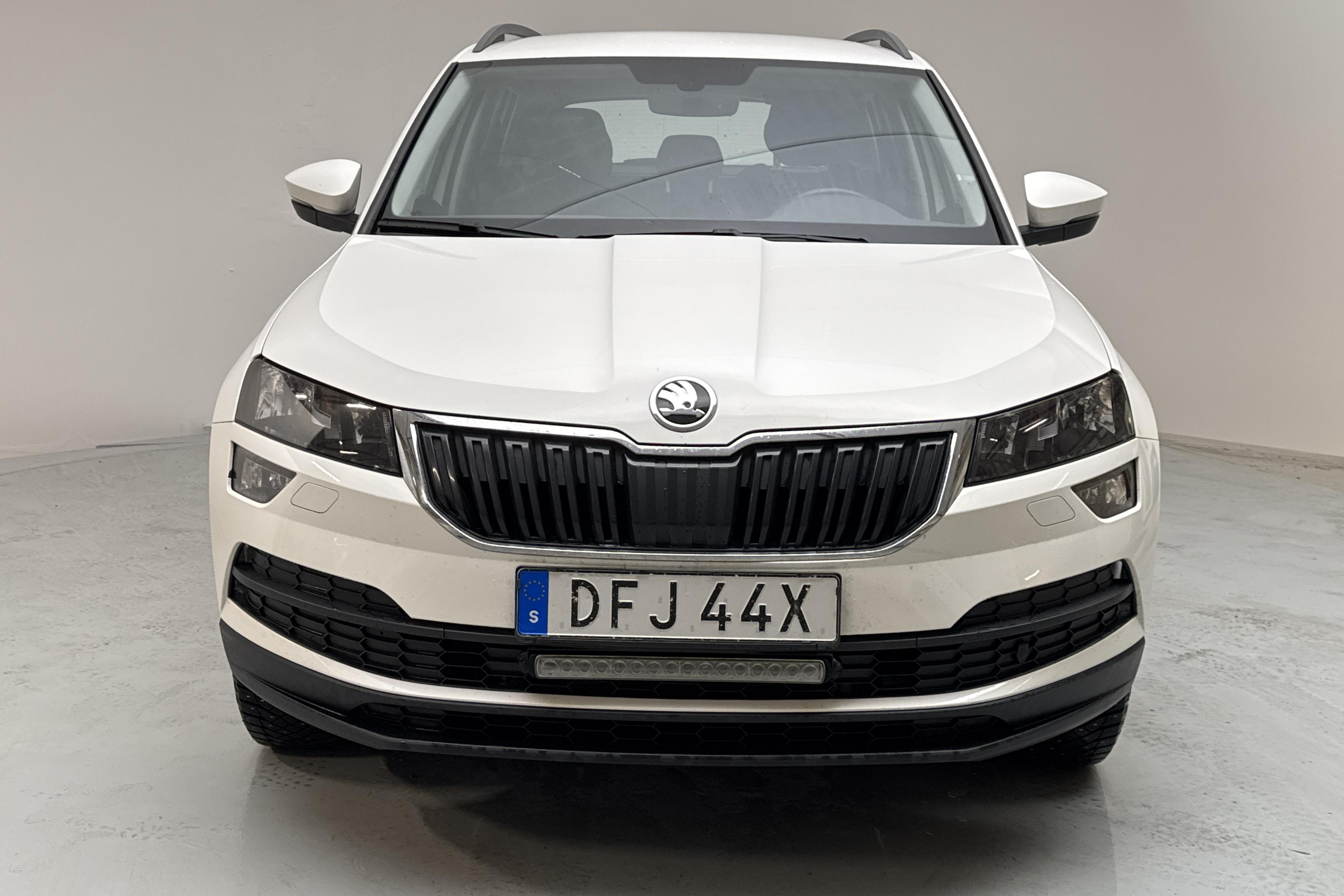 Skoda Karoq 2.0 TDI 4X4 (150hk) - 16 209 mil - Manuell - vit - 2019