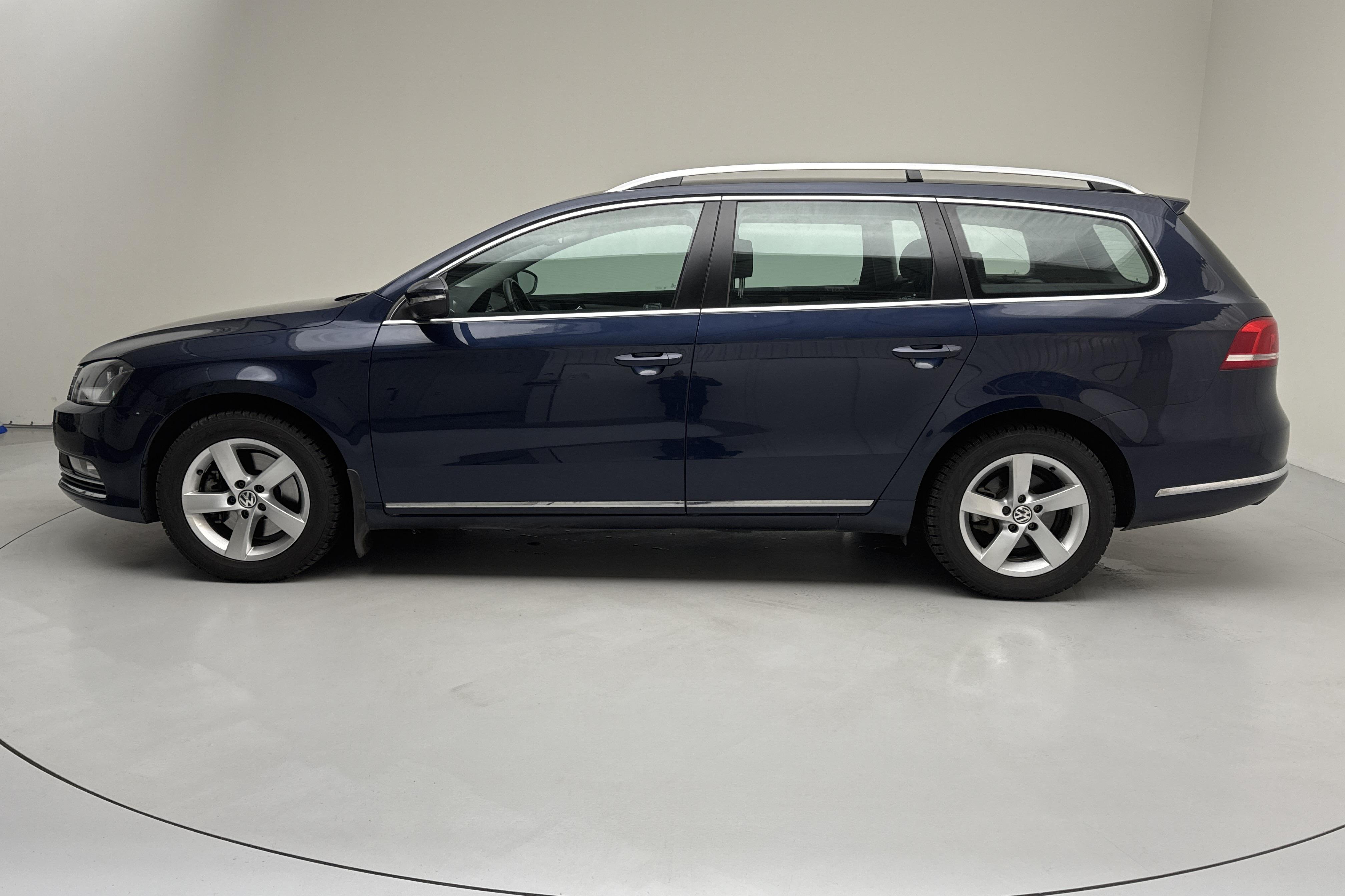 VW Passat 1.4 TSI Multifuel Variant (160hk) - 4 388 mil - Manuell - Dark Blue - 2012