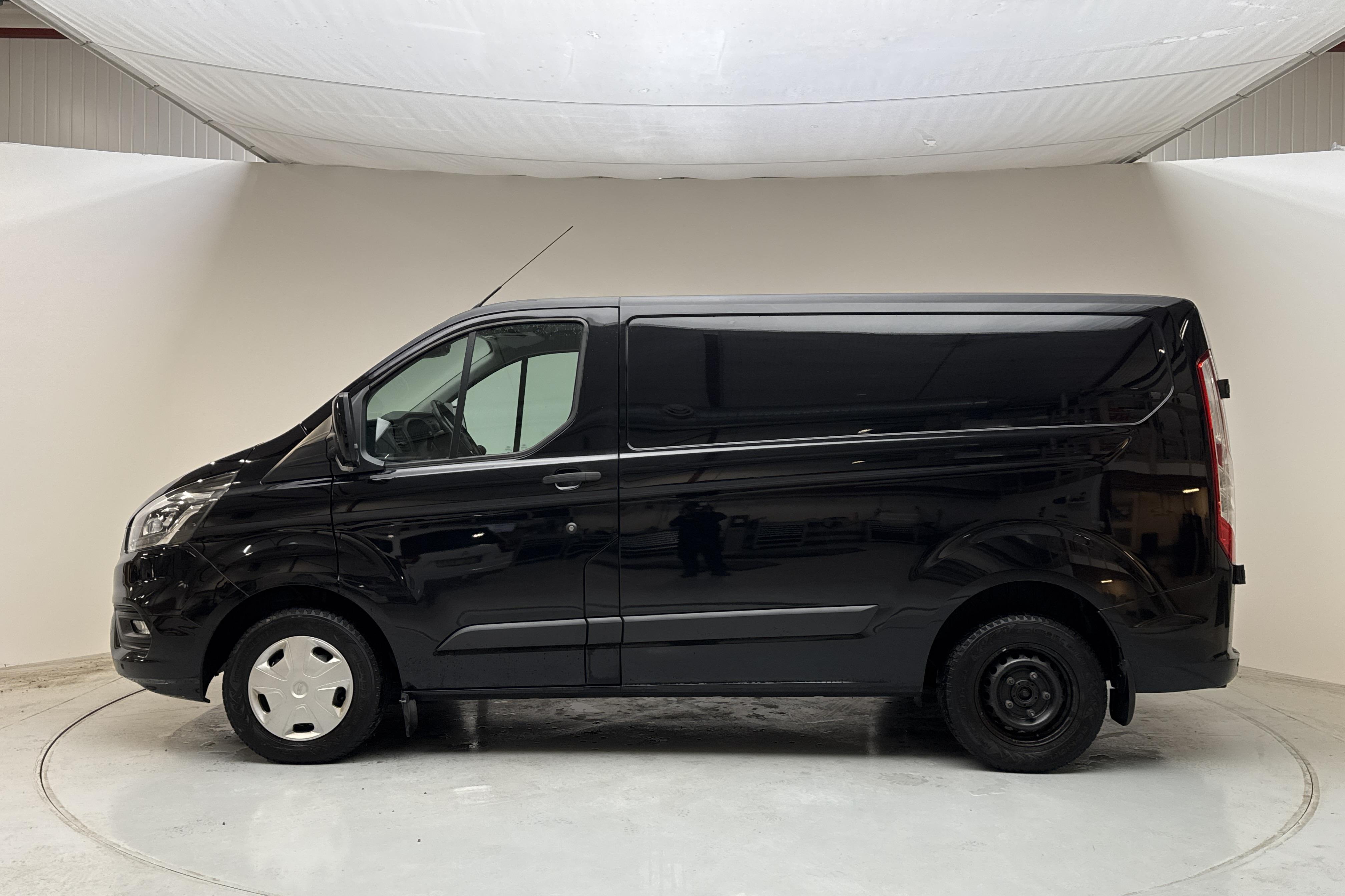 Ford Transit Custom 280 (105hk) - 19 978 mil - Manuell - svart - 2018