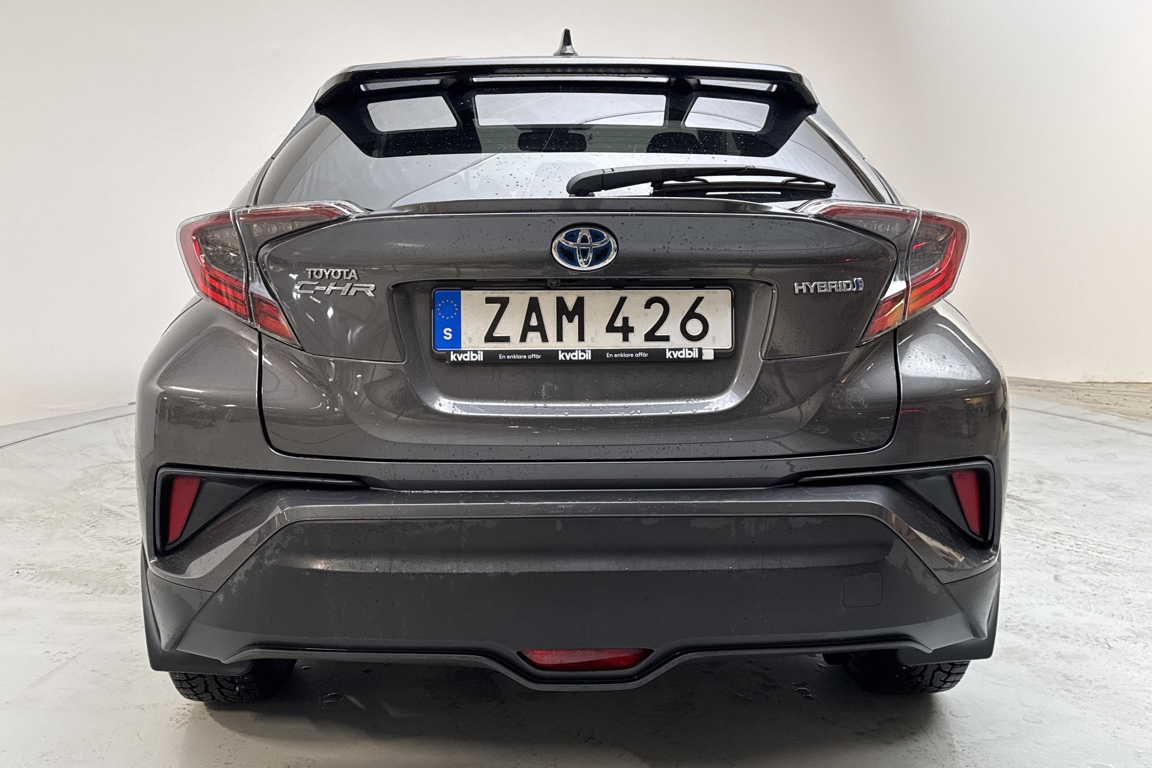 Toyota C-HR 1.8 HSD (122hk) - 17 243 mil - Automat - Dark Grey - 2018