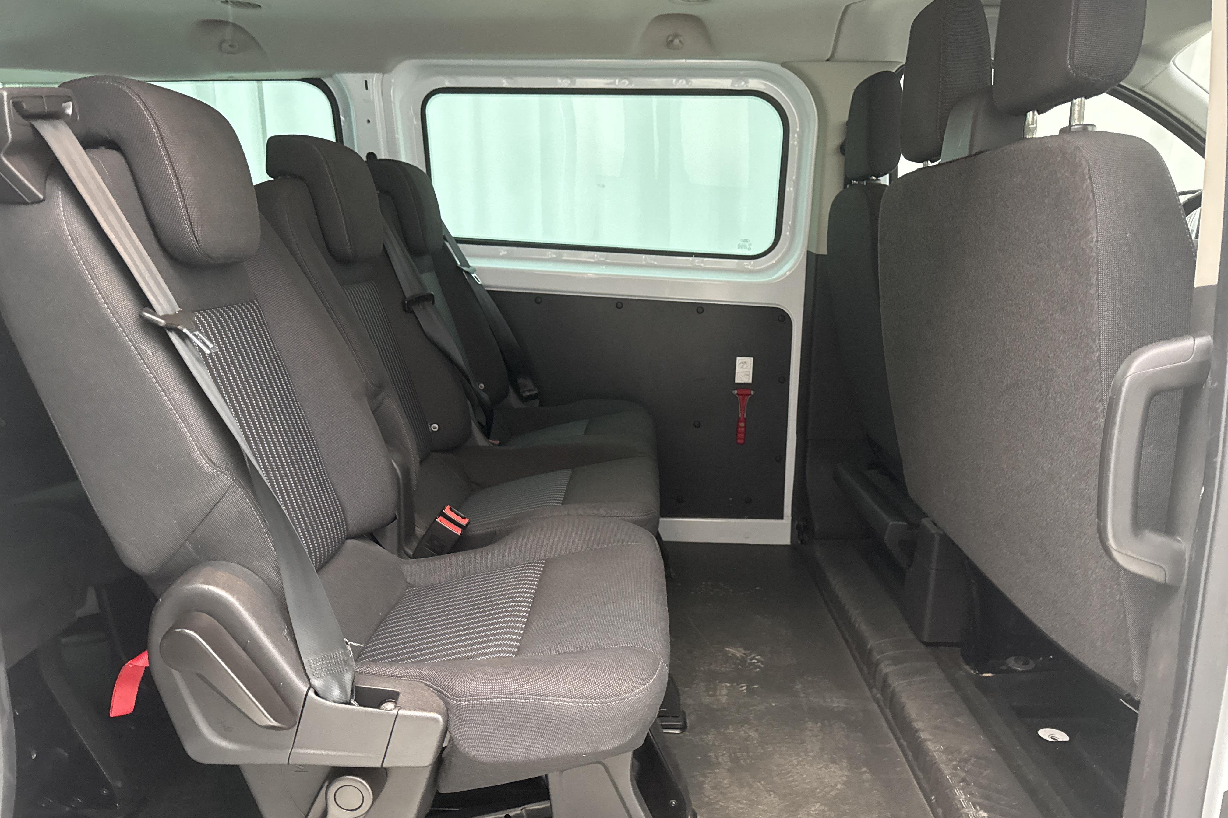 Ford Transit Custom Kombi 310 (125hk) - 11 880 mil - Manuell - vit - 2015