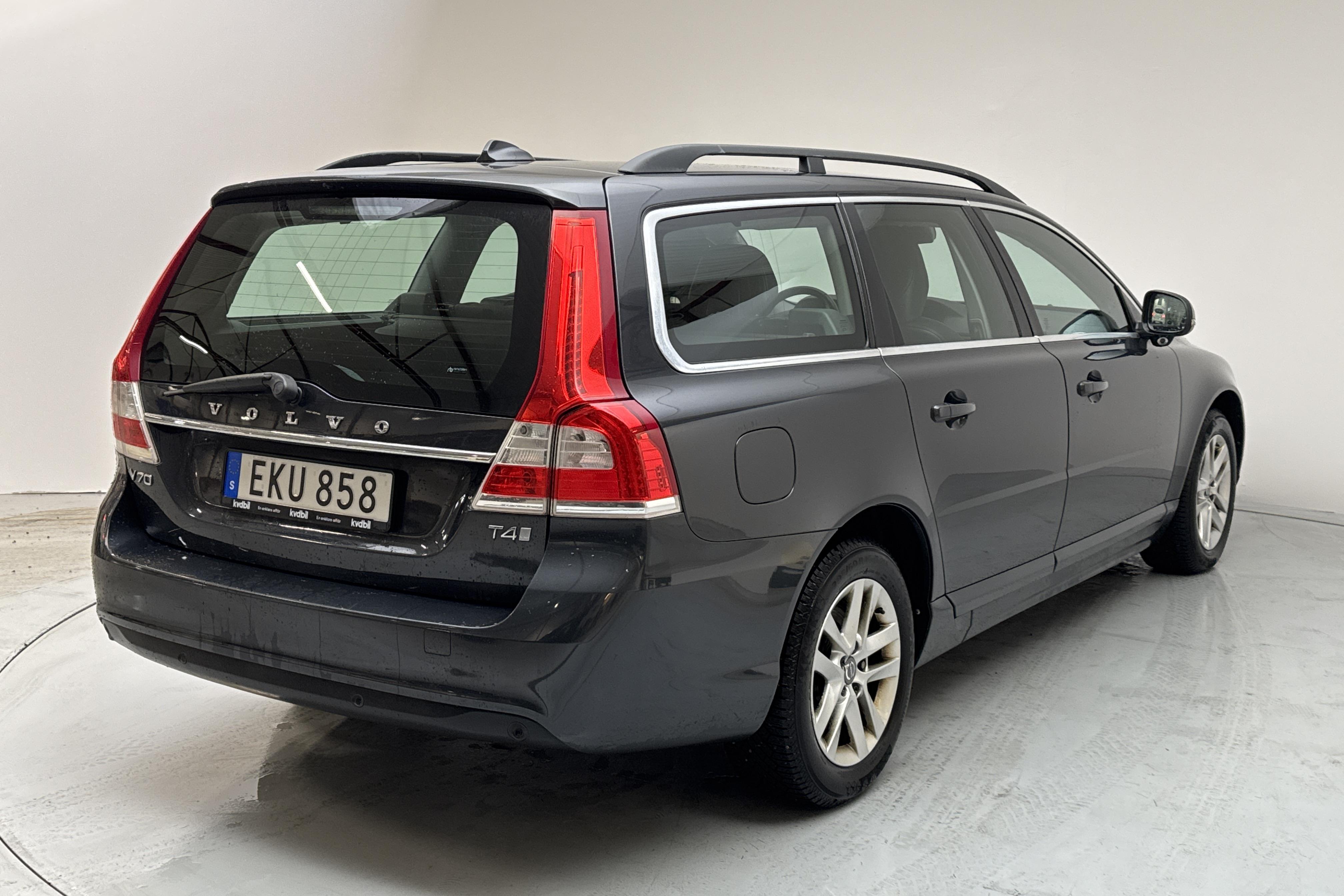 Volvo V70 II T4 (190hk) - 13 069 mil - Automat - grå - 2016