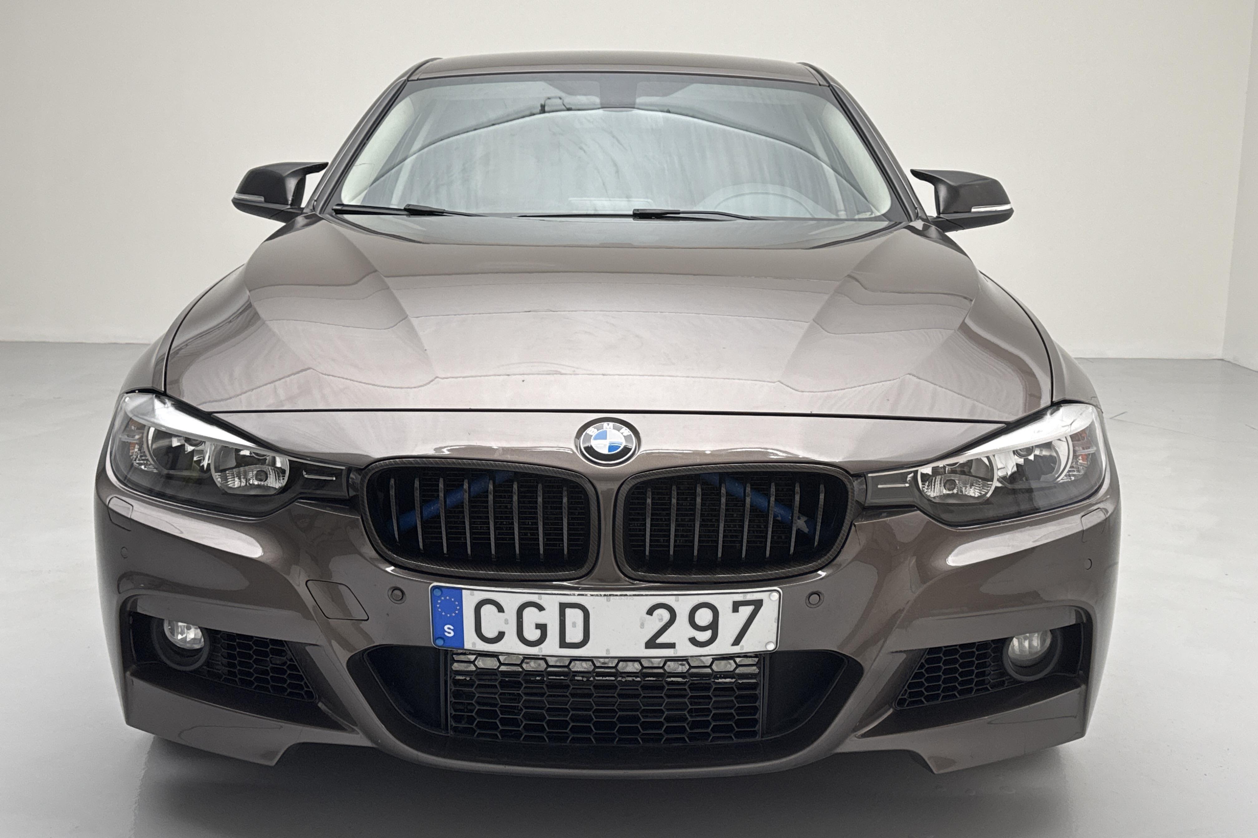 BMW 328i Sedan, F30 (245hk) - 22 236 mil - Automat - brun - 2013