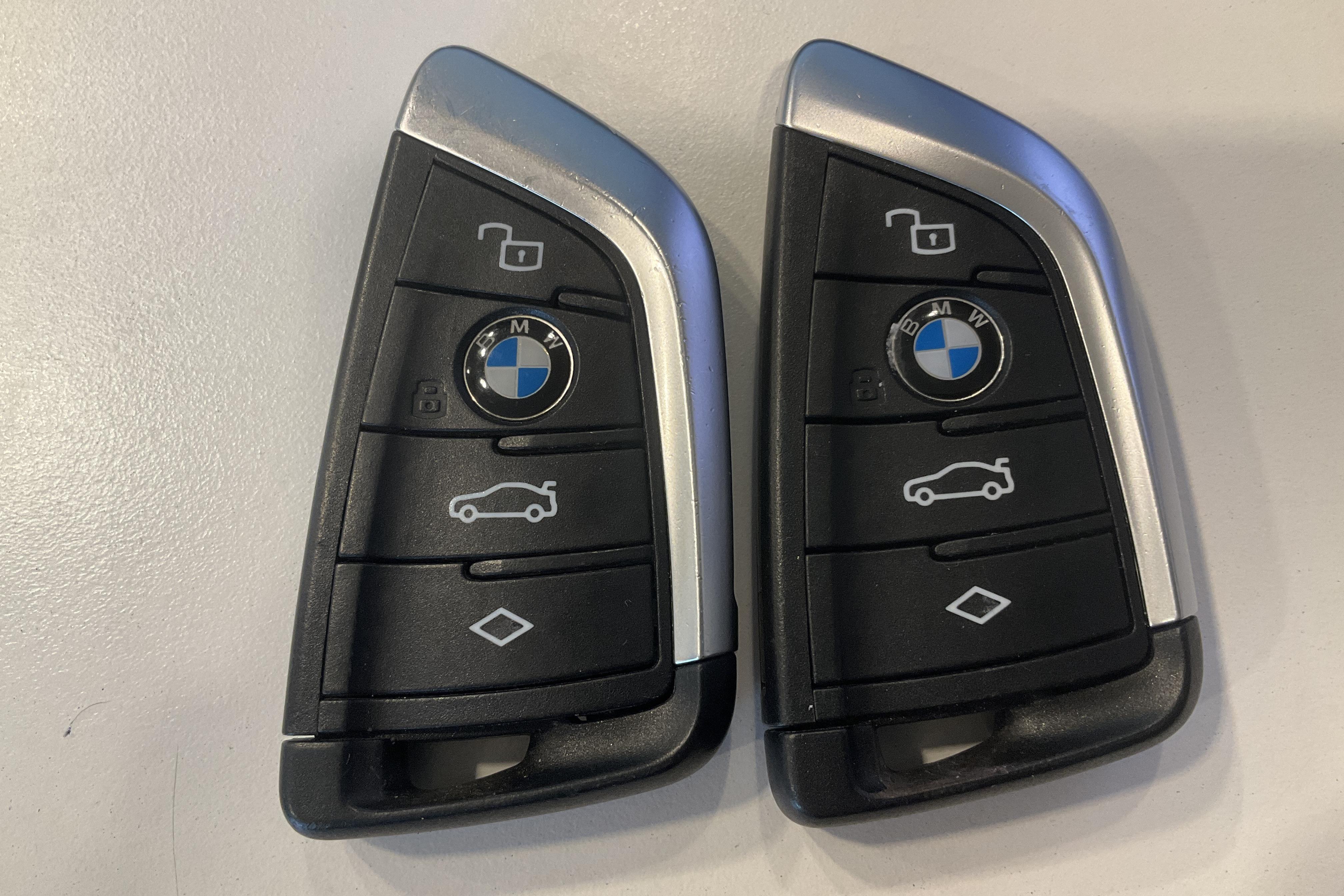 BMW 330e xDrive Touring, G21 (292hk) - 5 913 mil - Automat - grå - 2022