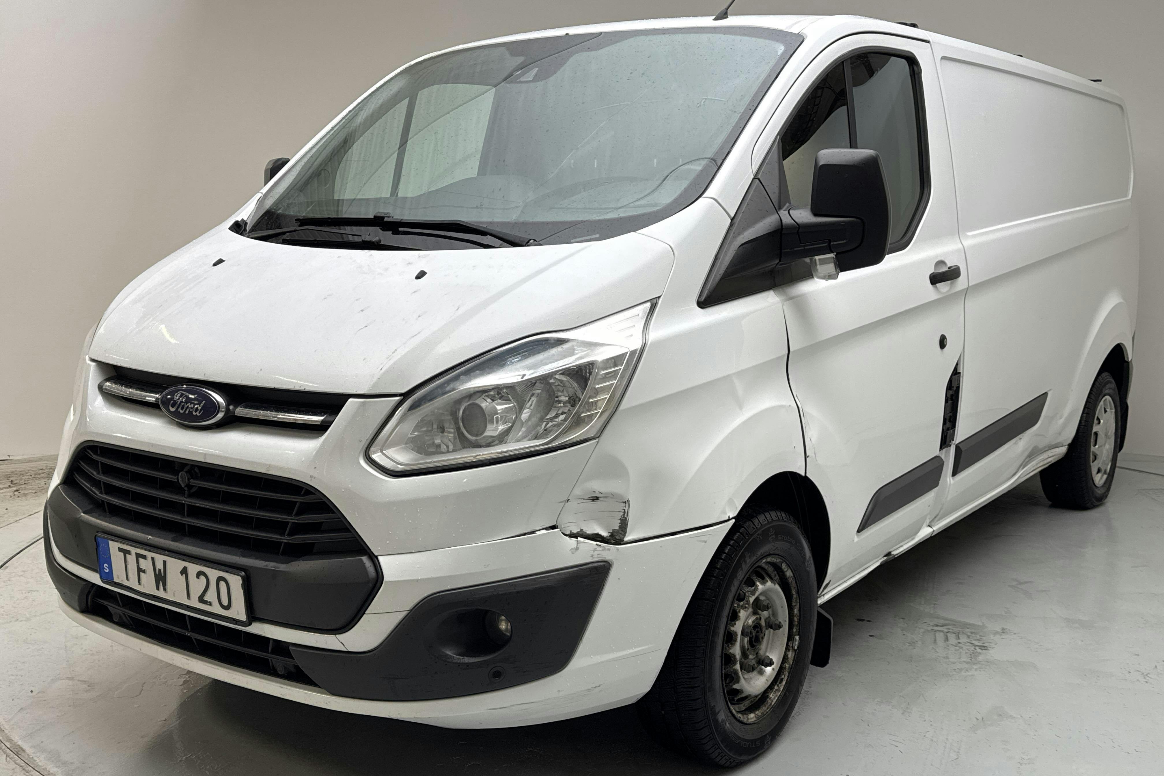 Ford Transit Custom 300 (125hk) - 20 797 mil - Manuell - vit - 2015