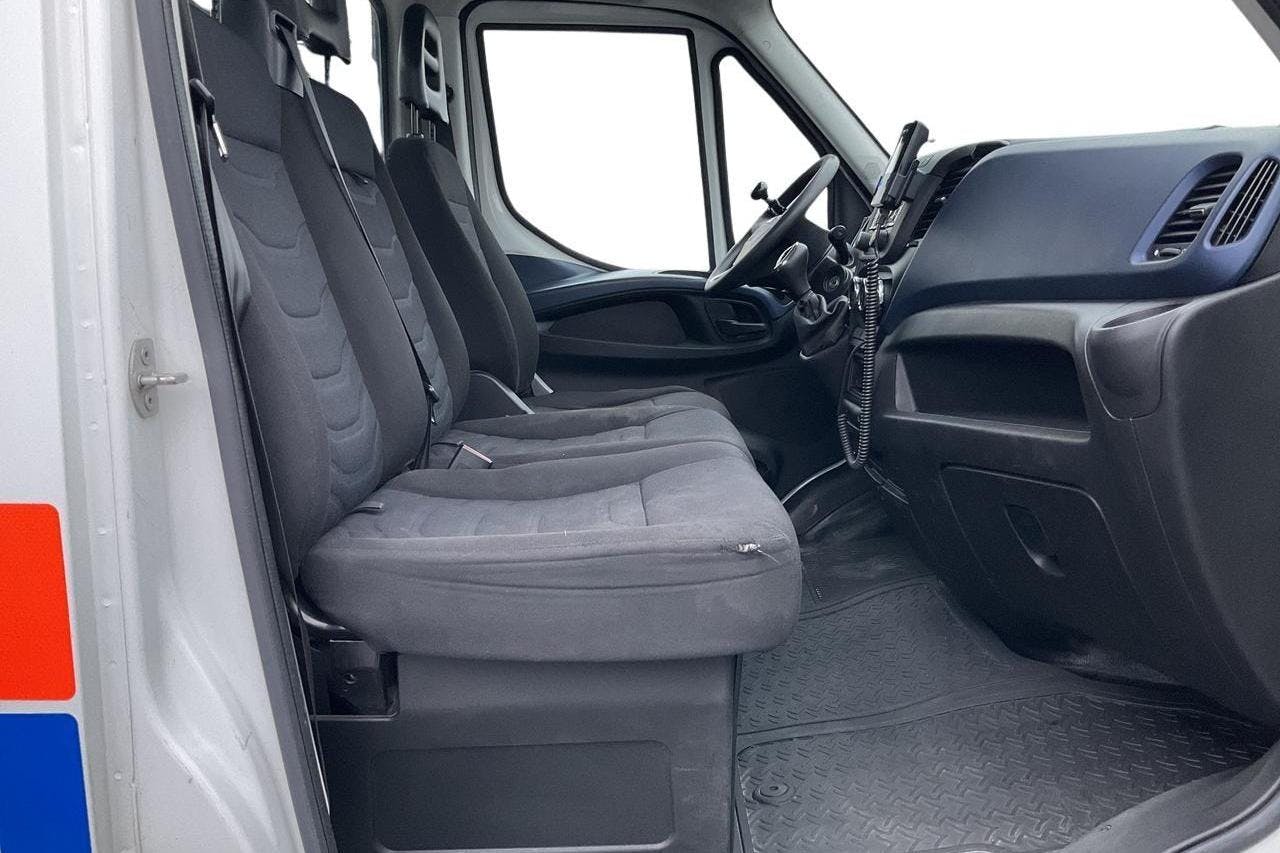 Iveco Daily 35 2.3 (156hk) - 12 726 mil - Automat - vit - 2018