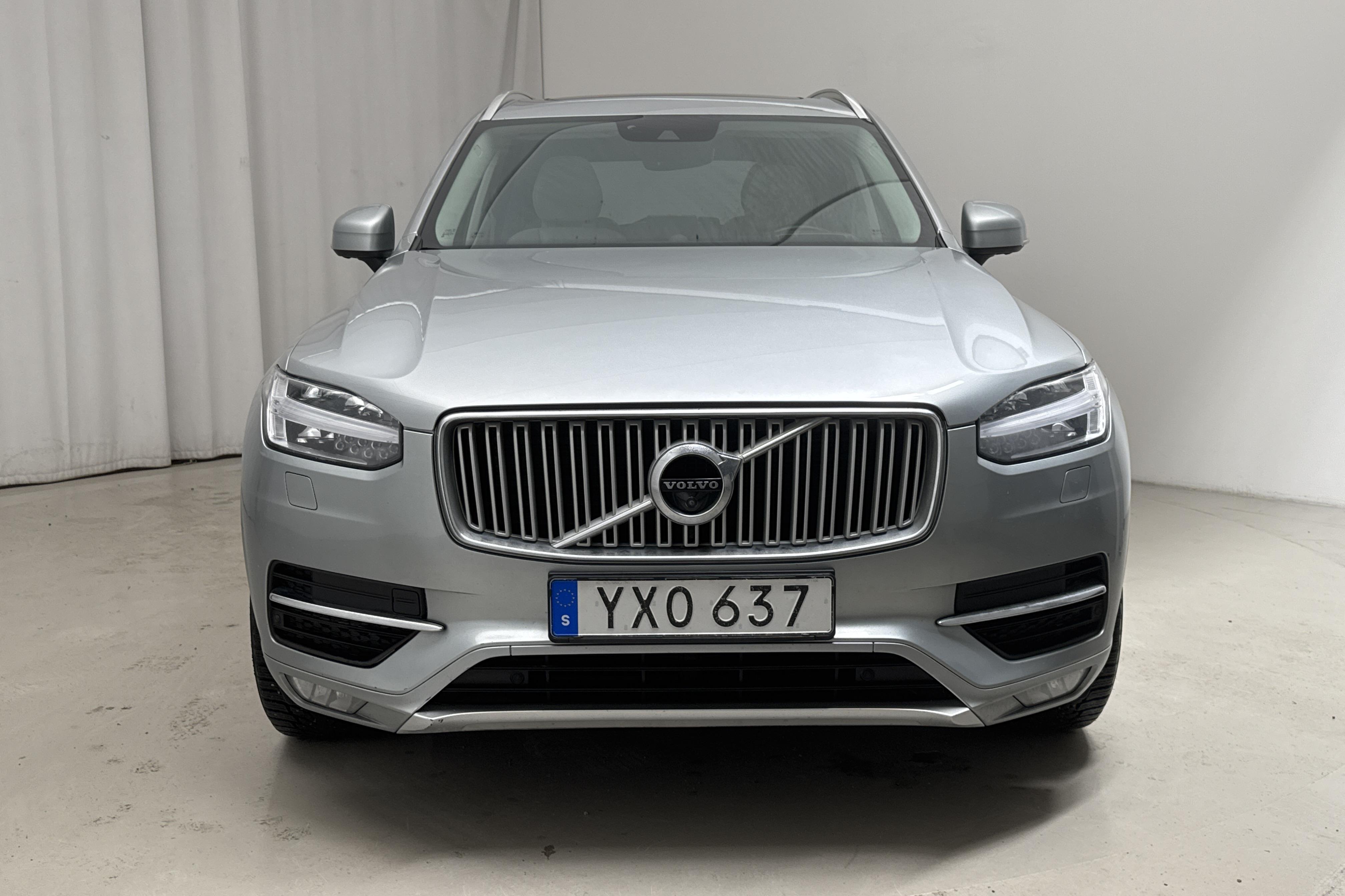 Volvo XC90 D5 AWD (235hk) - 19 464 mil - Automat - silver - 2018