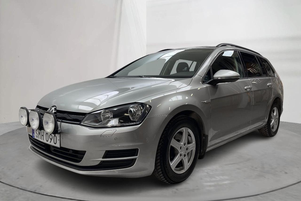 VW Golf VII 1.4 TGI BlueMotion Sportscombi (110hk) - 3 679 mil - Manuell - silver - 2016