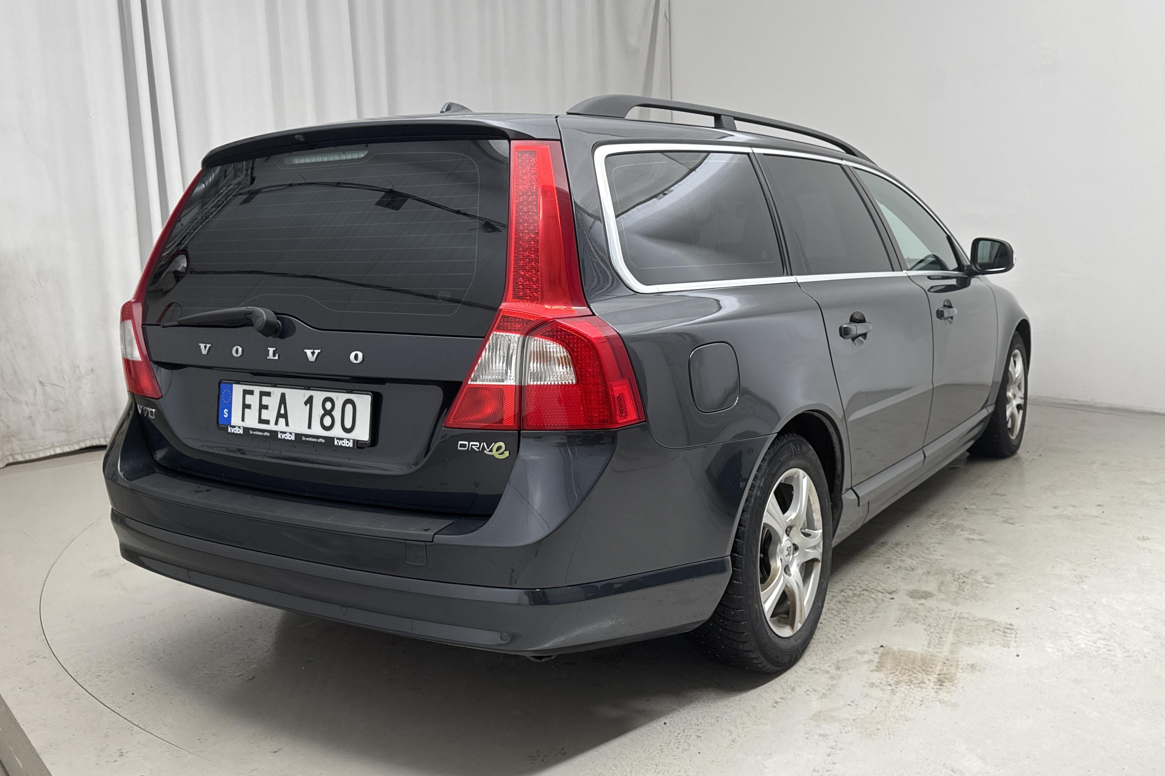 Volvo V70 II 1.6D DRIVe (109hk) - 16 216 mil - Manuell - grå - 2011