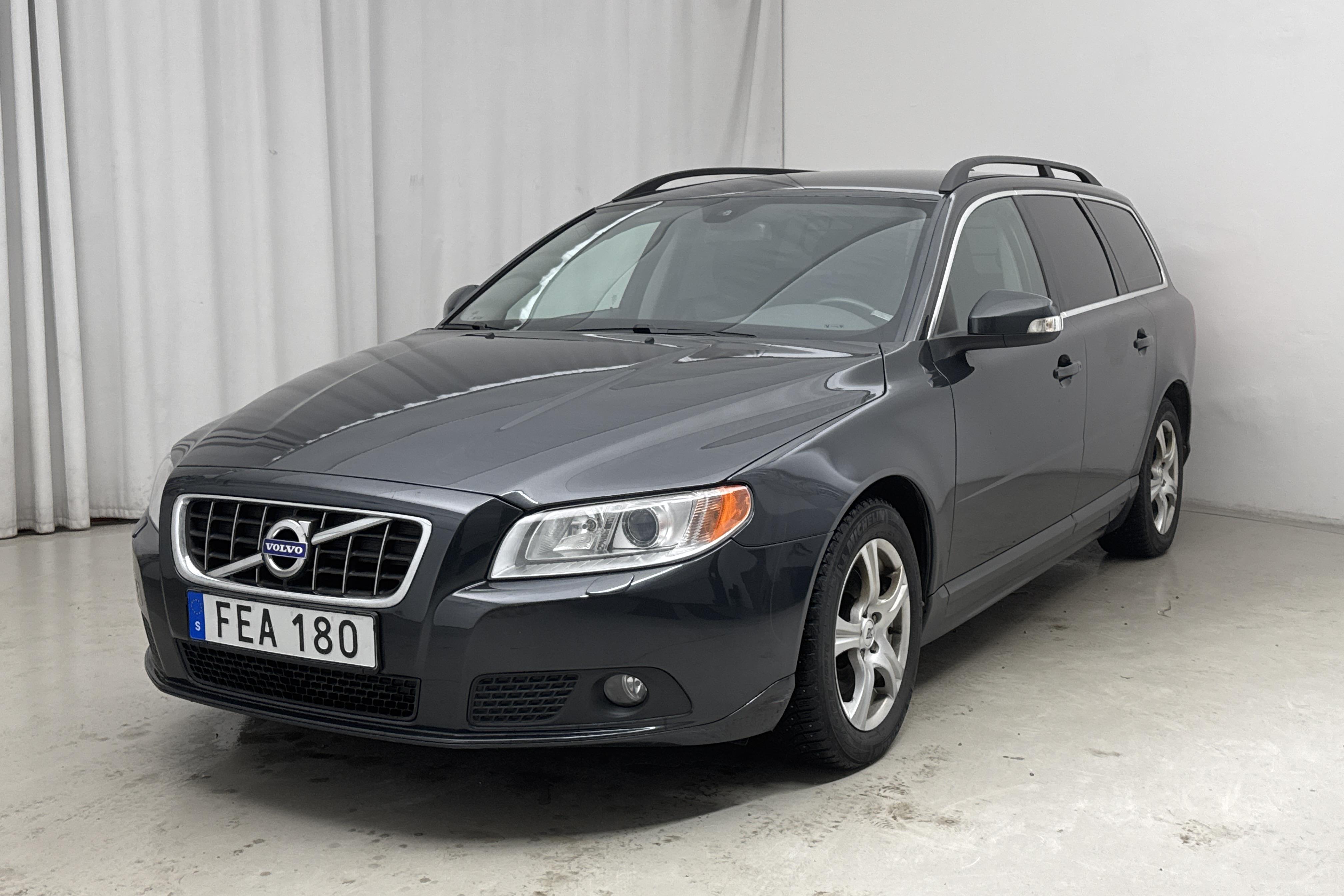 Volvo V70 II 1.6D DRIVe (109hk) - 16 216 mil - Manuell - grå - 2011