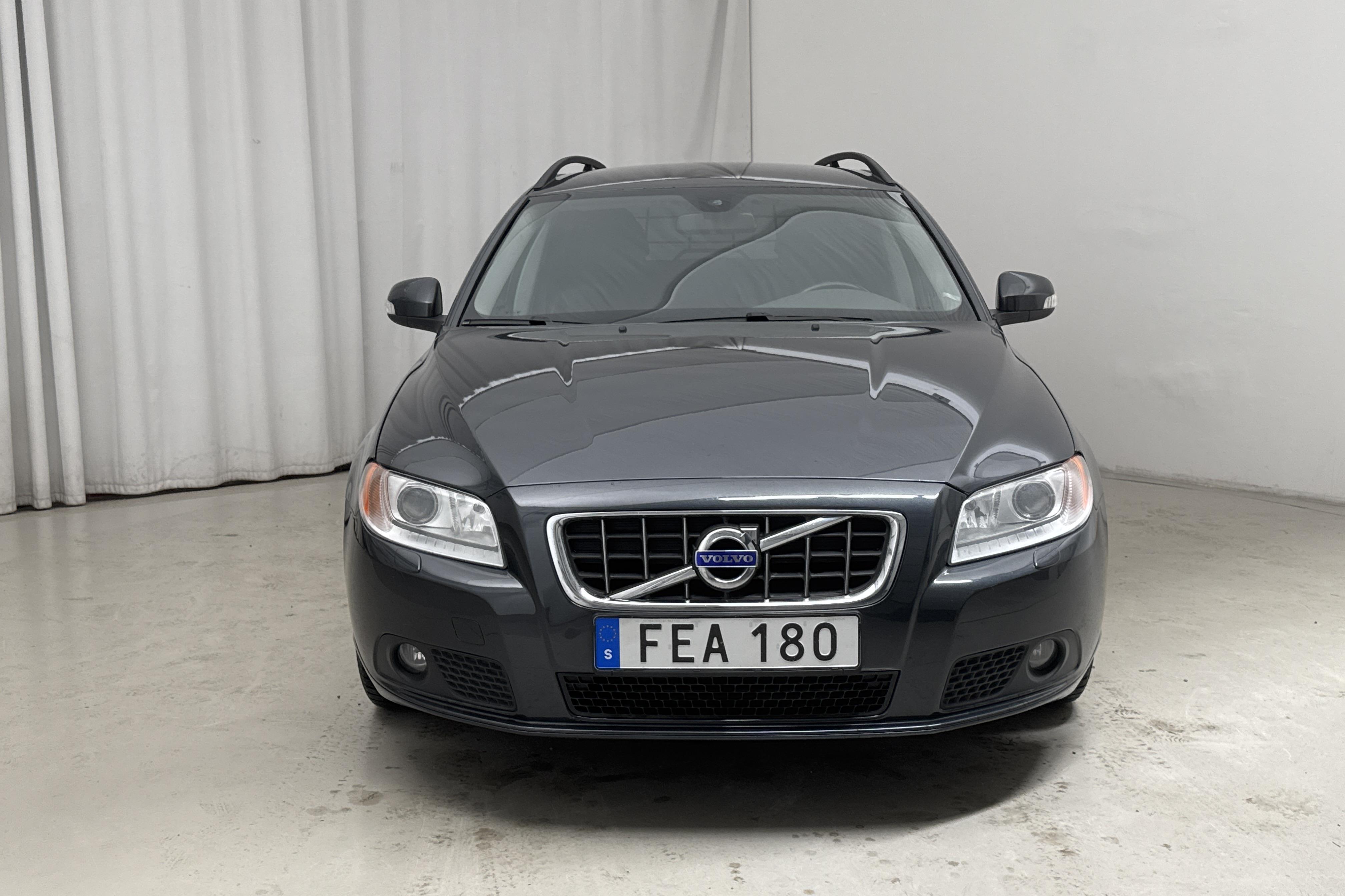 Volvo V70 II 1.6D DRIVe (109hk) - 16 216 mil - Manuell - grå - 2011