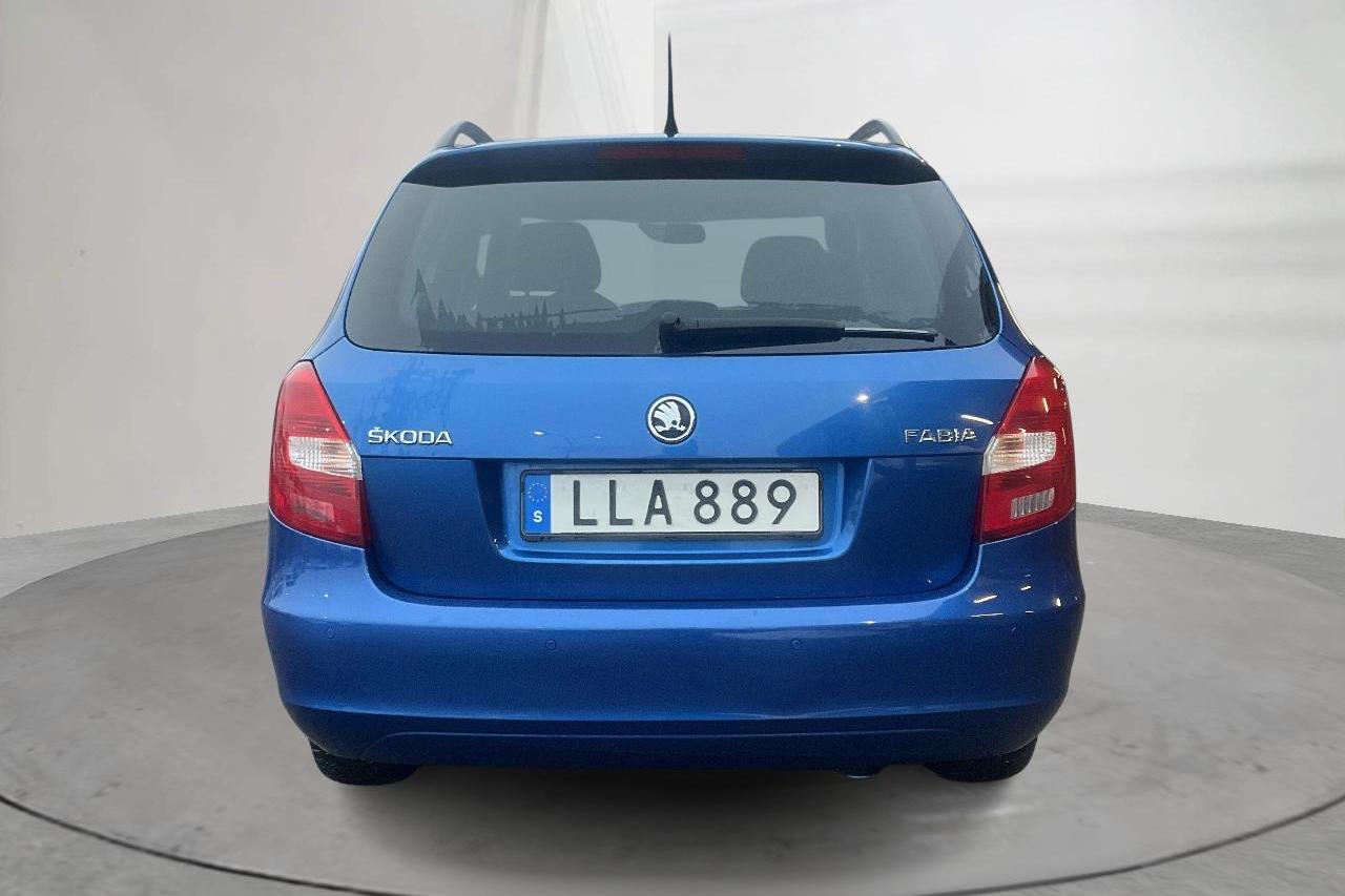 Skoda Fabia 1.2 TSI Combi (86hk) - 14 539 mil - Manuell - blå - 2014