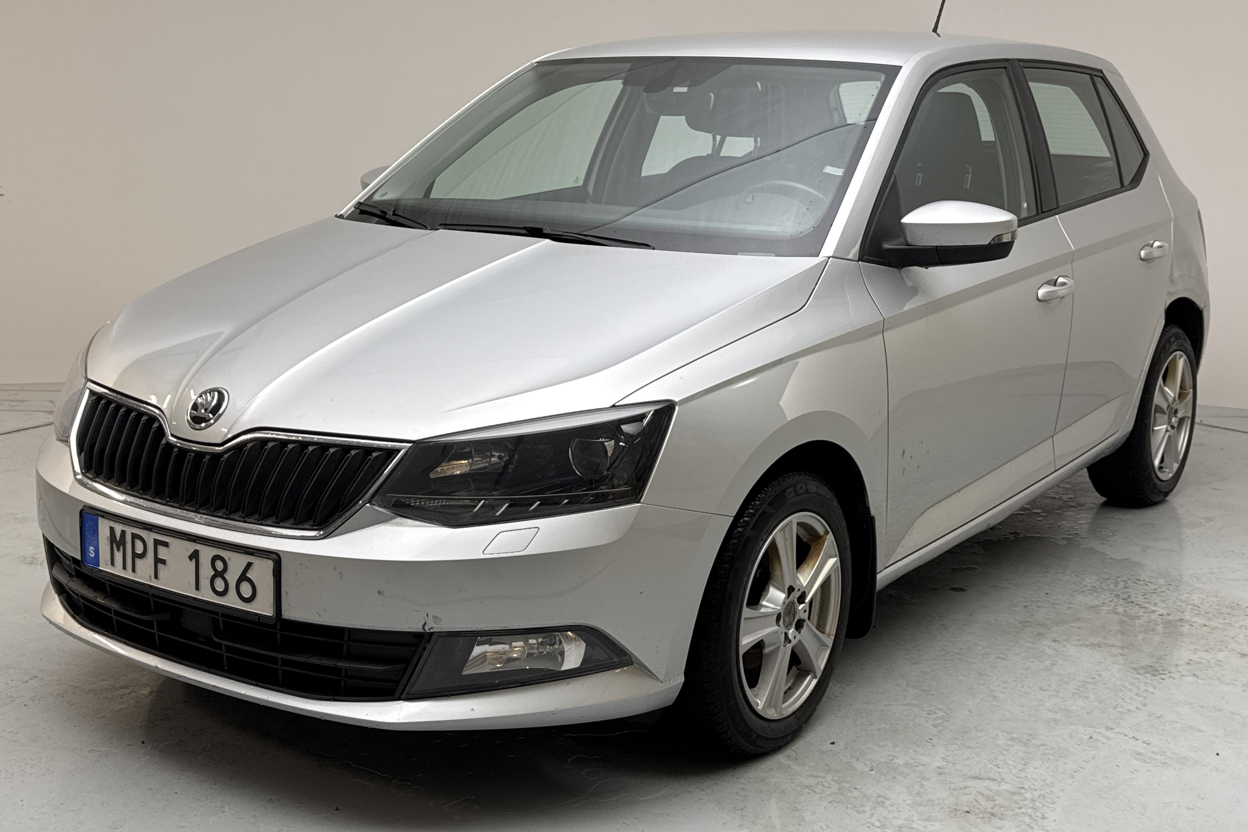 Skoda Fabia 1.2 TSI (90hk) - 11 736 mil - Manuell - silver - 2017