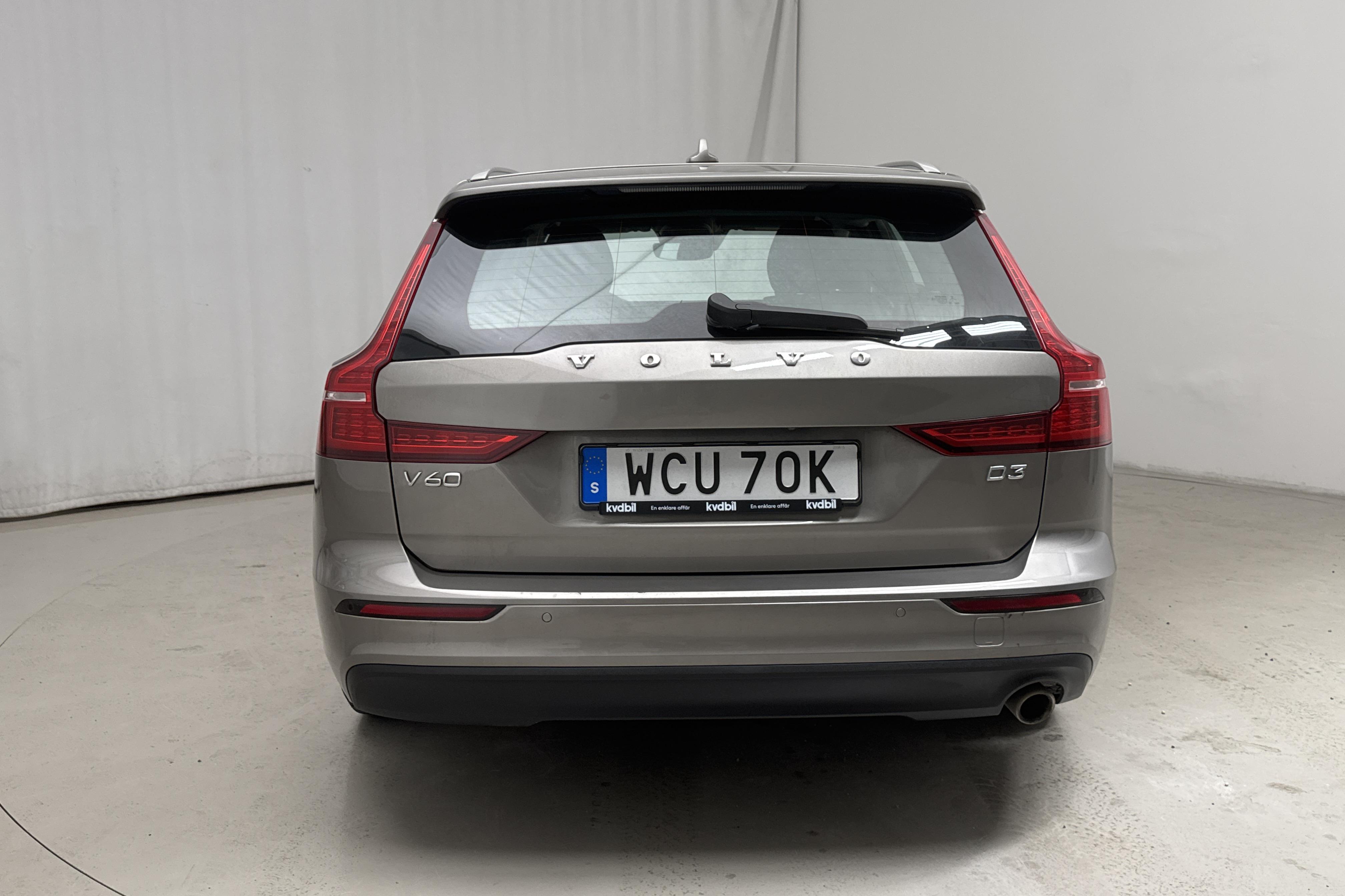 Volvo V60 D3 (150hk) - 8 377 mil - Automat - grå - 2020