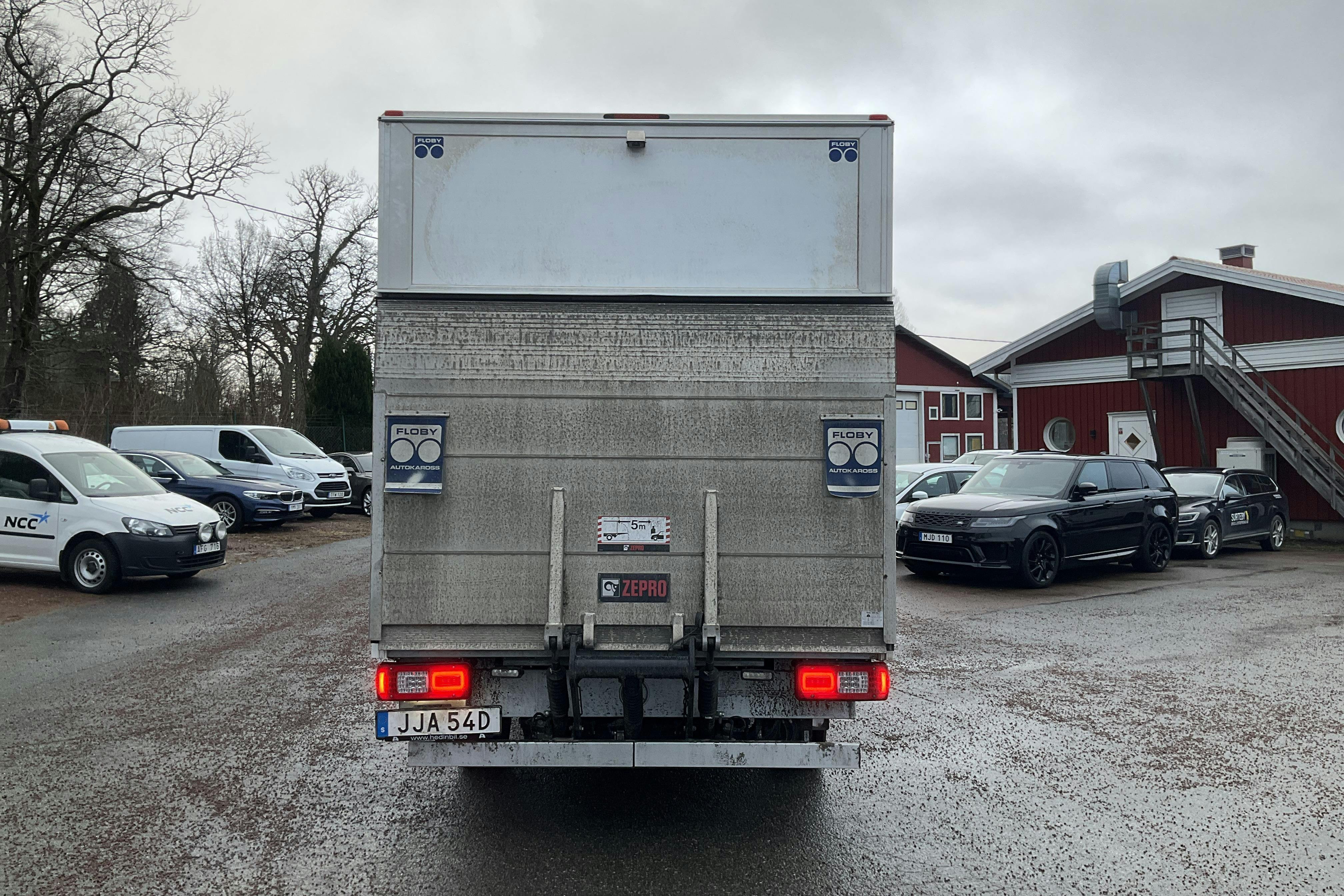 Mercedes Sprinter 317 CDI Volymkåp RWD (170hk) - 7 168 mil - Automat - vit - 2024