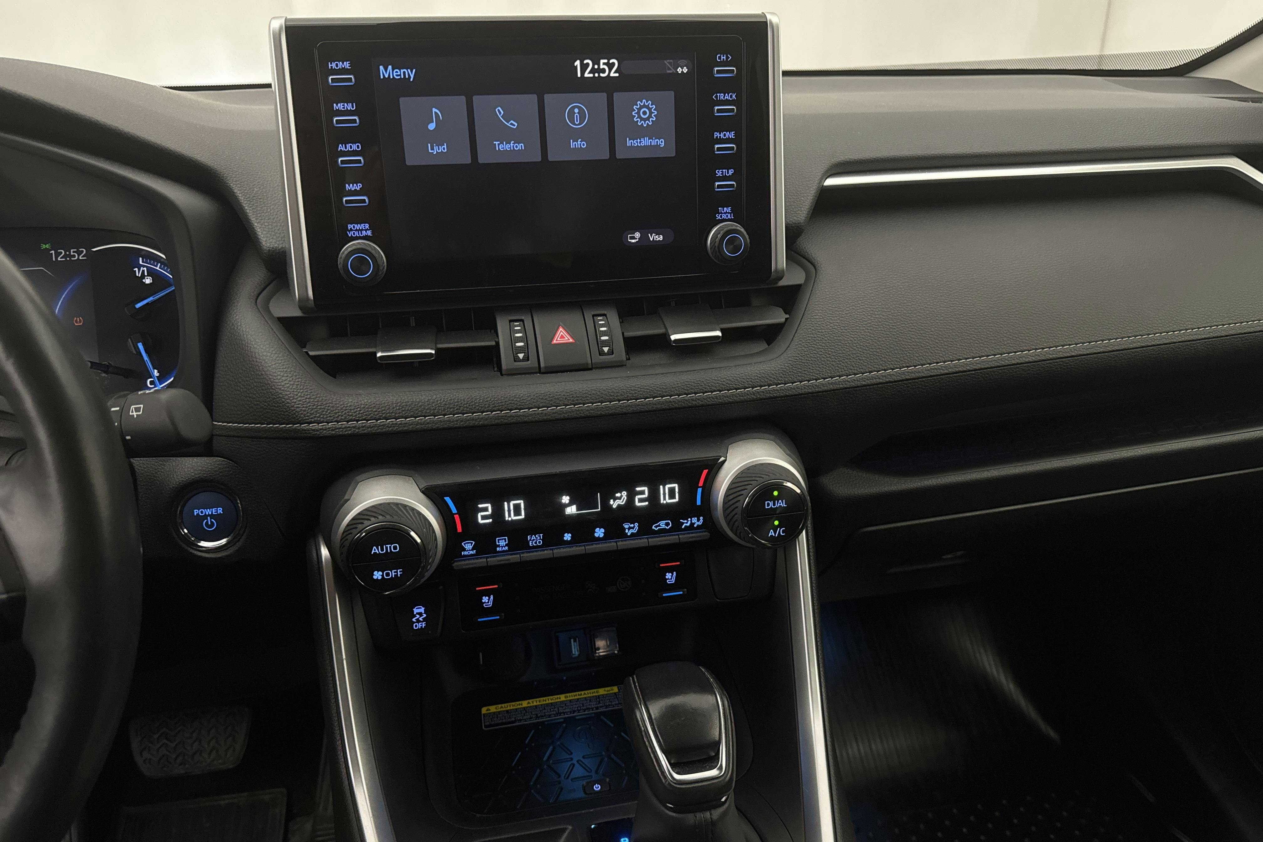 Toyota RAV4 2.5 HSD AWD (222hk) - 3 075 mil - Automat - vit - 2020