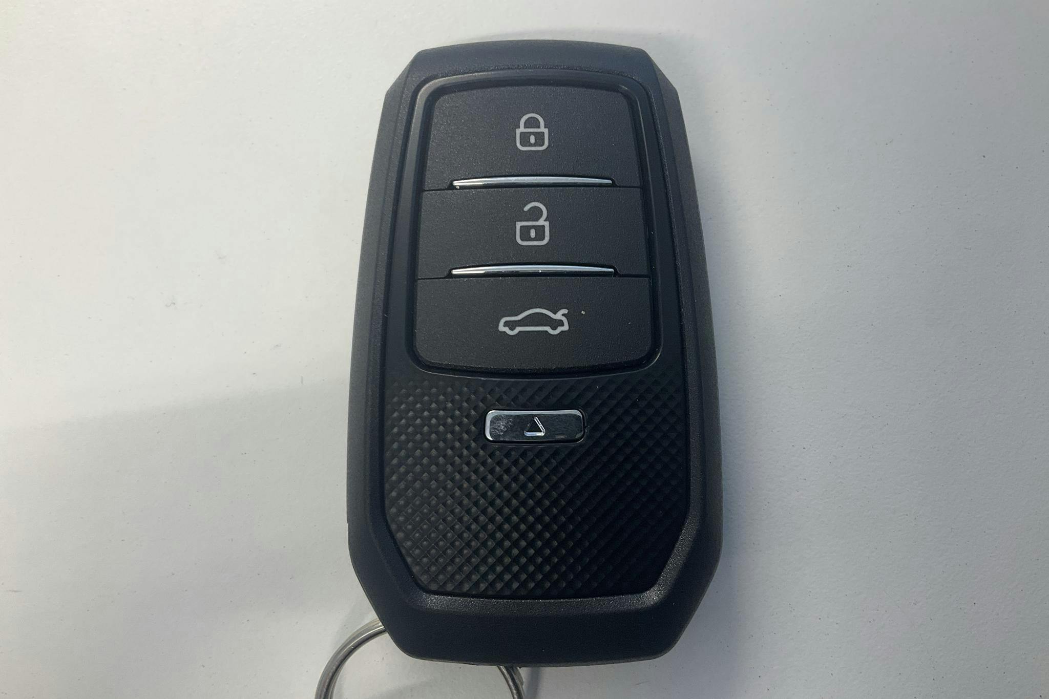 Toyota RAV4 2.5 HSD AWD (222hk) - 3 075 mil - Automat - vit - 2020