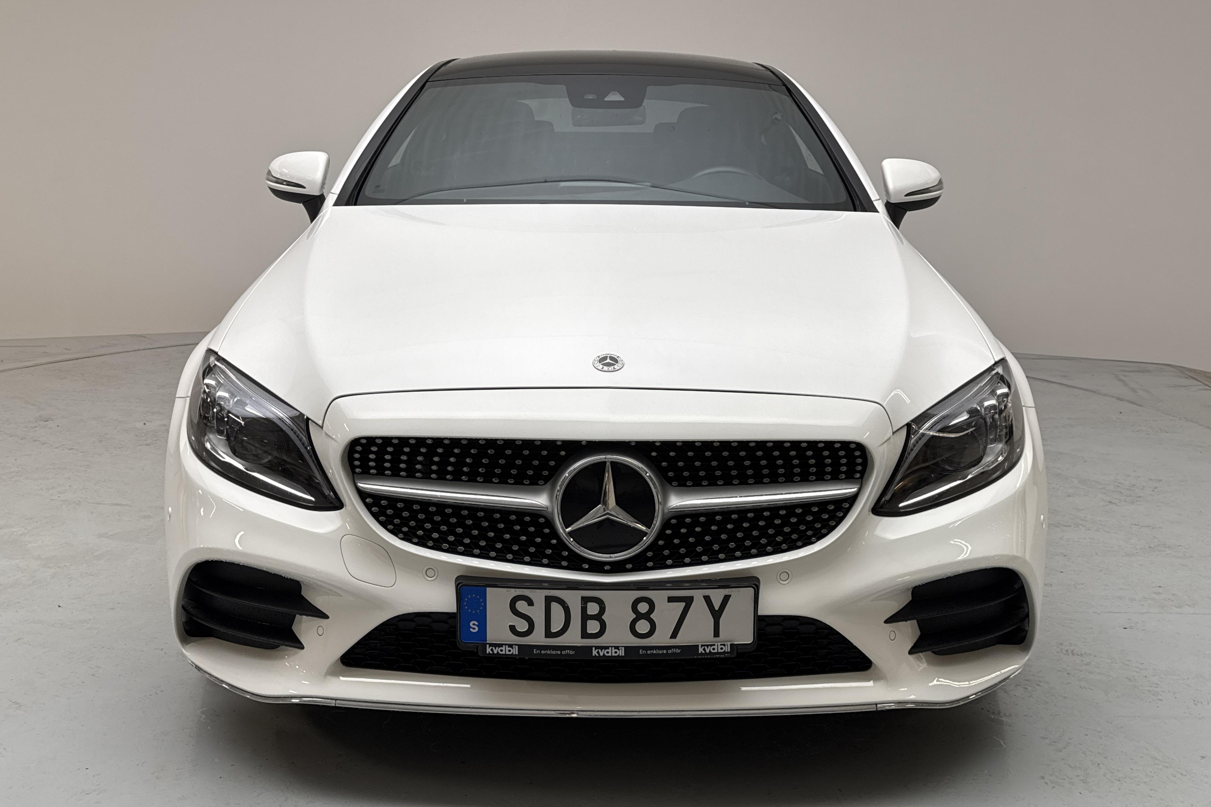 Mercedes C 220 D 4MATIC (194hk) - 3 437 mil - Automat - vit - 2023