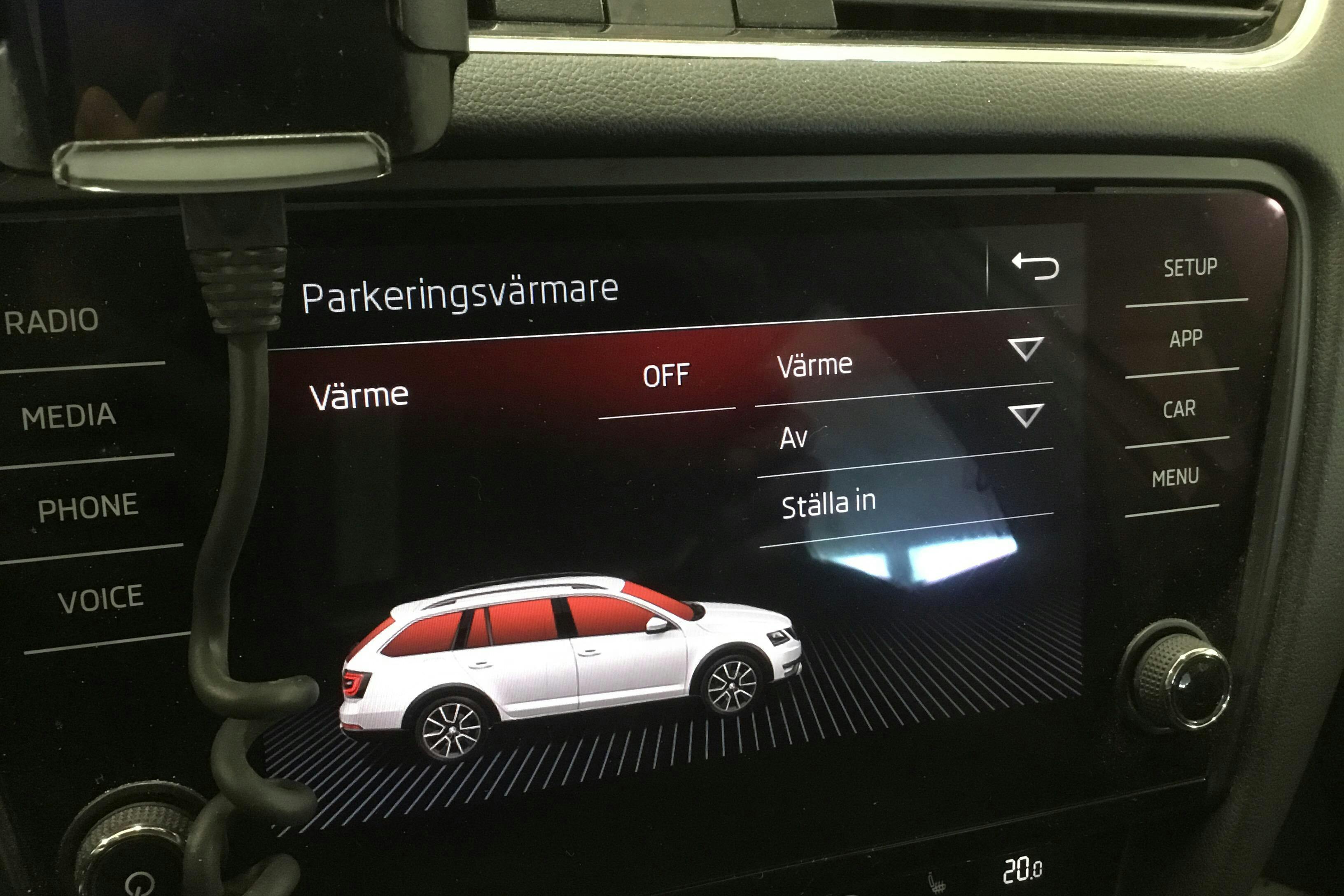 Skoda Octavia Scout II 2.0 TDI 4X4 (150hk) - 77 760 km - Manualna - biały - 2018