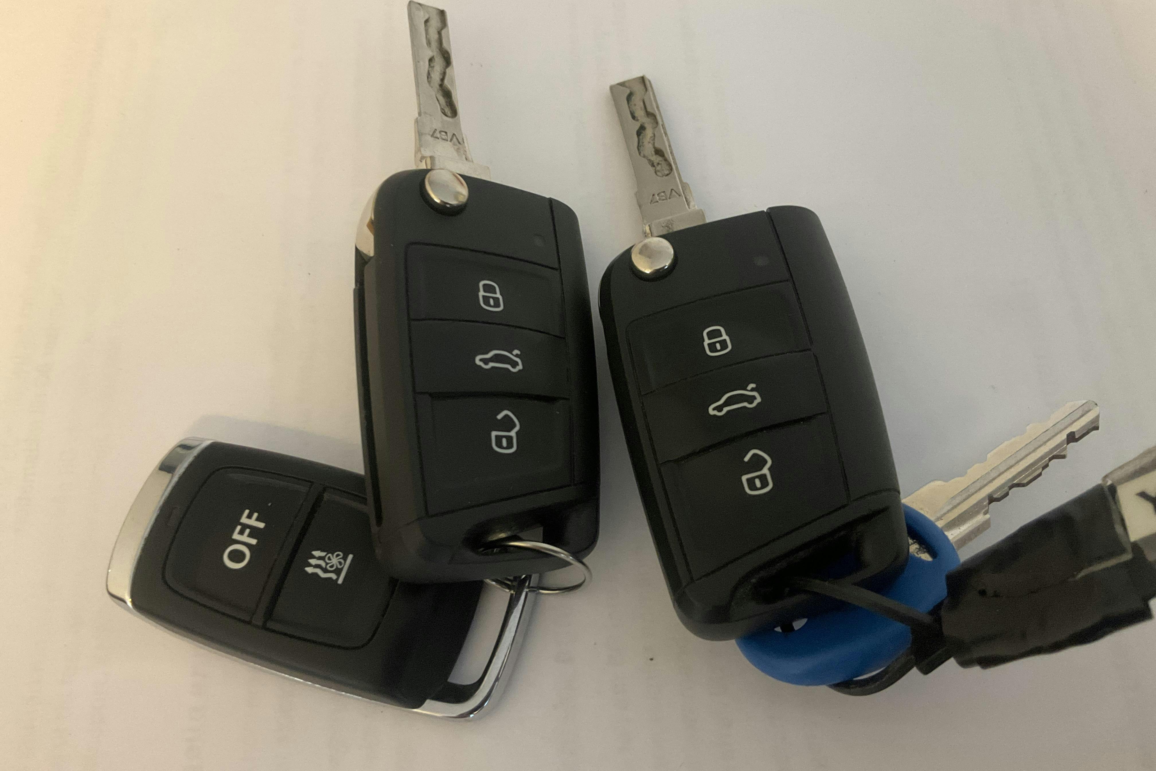 Skoda Octavia Scout II 2.0 TDI 4X4 (150hk) - 77 760 km - Manualna - biały - 2018