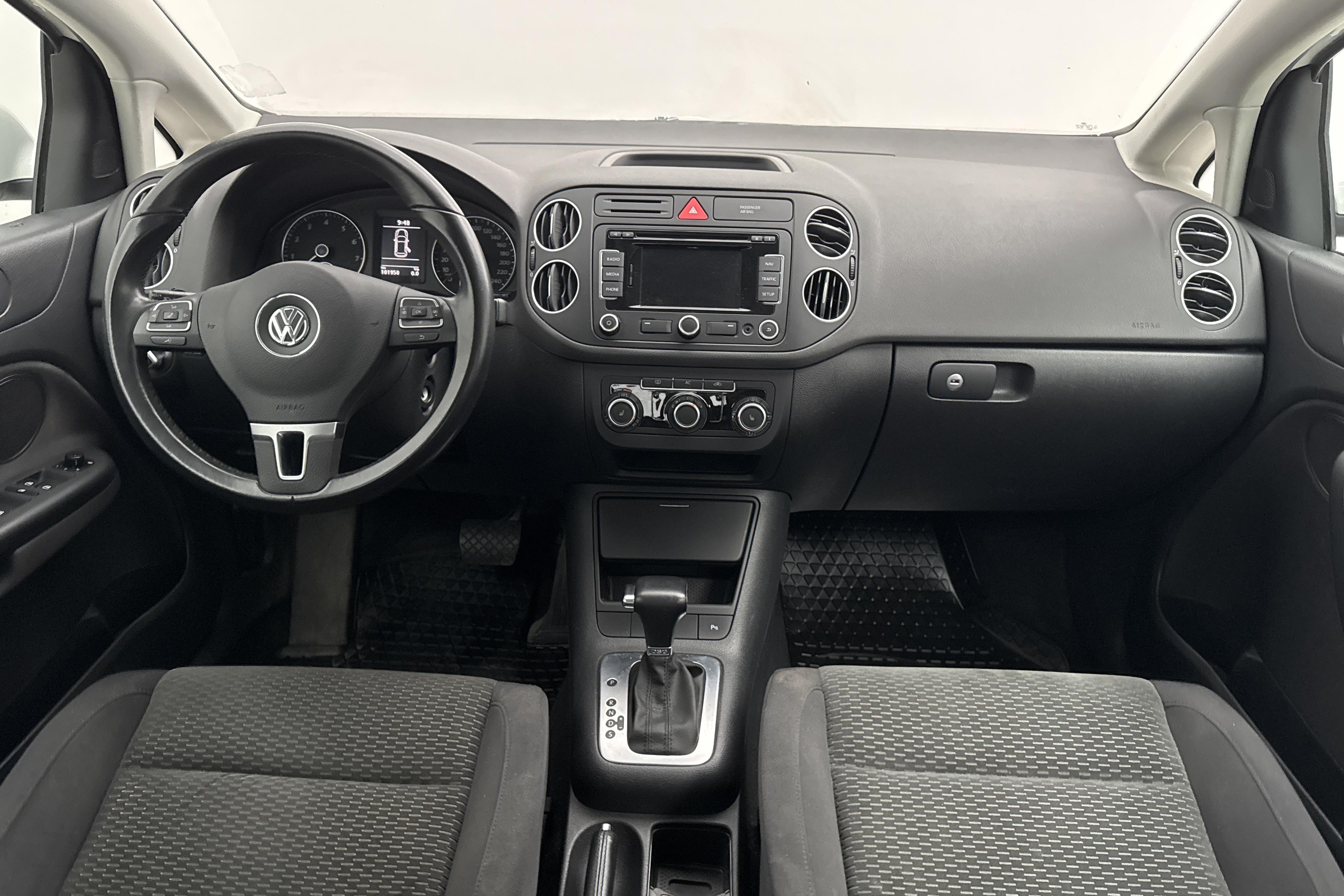 VW Golf VI 1.4 TSI Plus (122hk) - 10 195 mil - Automat - vit - 2011