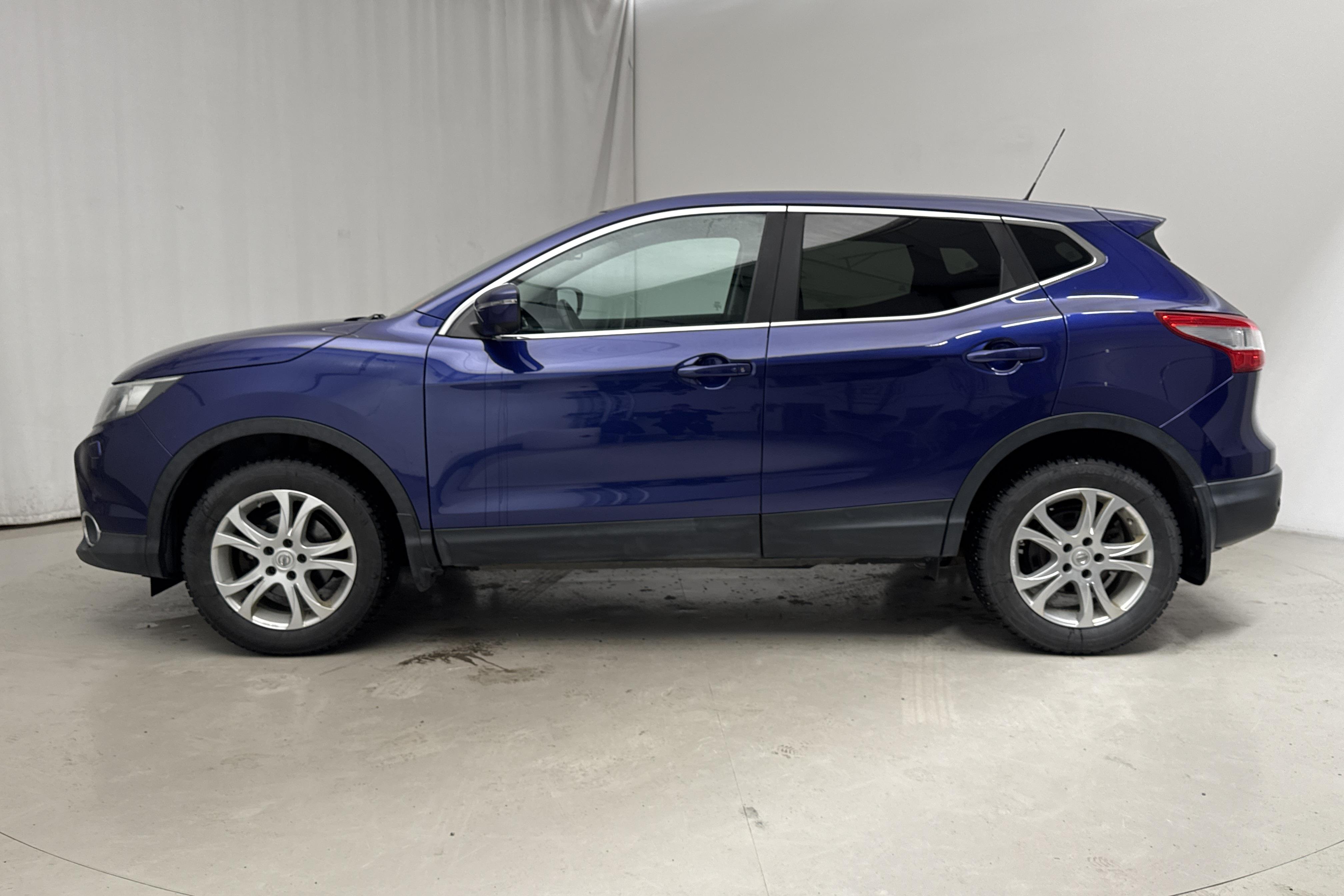 Nissan Qashqai 1.2 (115hk) - 7 120 mil - Manuell - blå - 2016