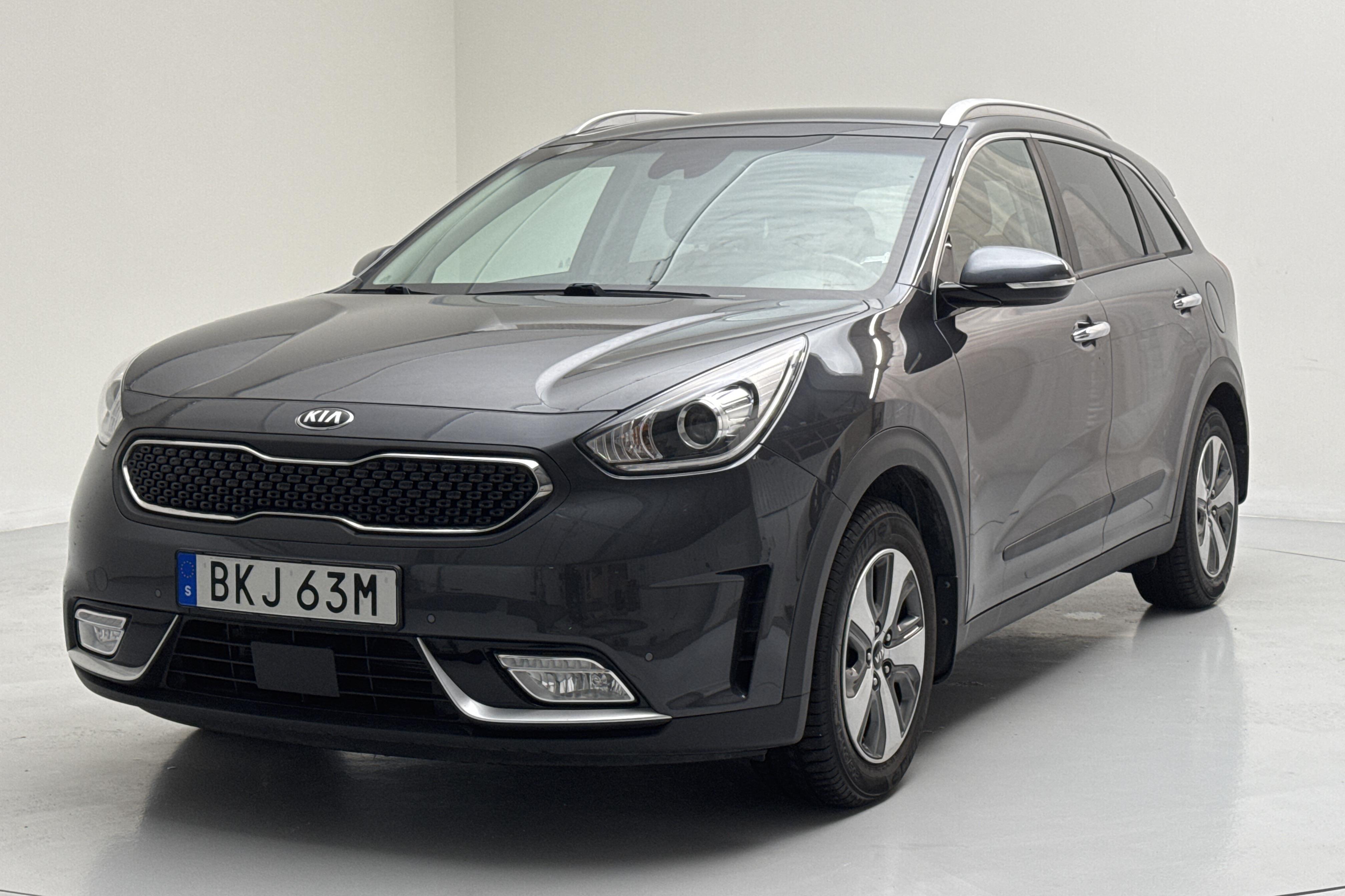 KIA Niro Hybrid 1.6 (141hk) - 4 649 mil - Automat - grå - 2019