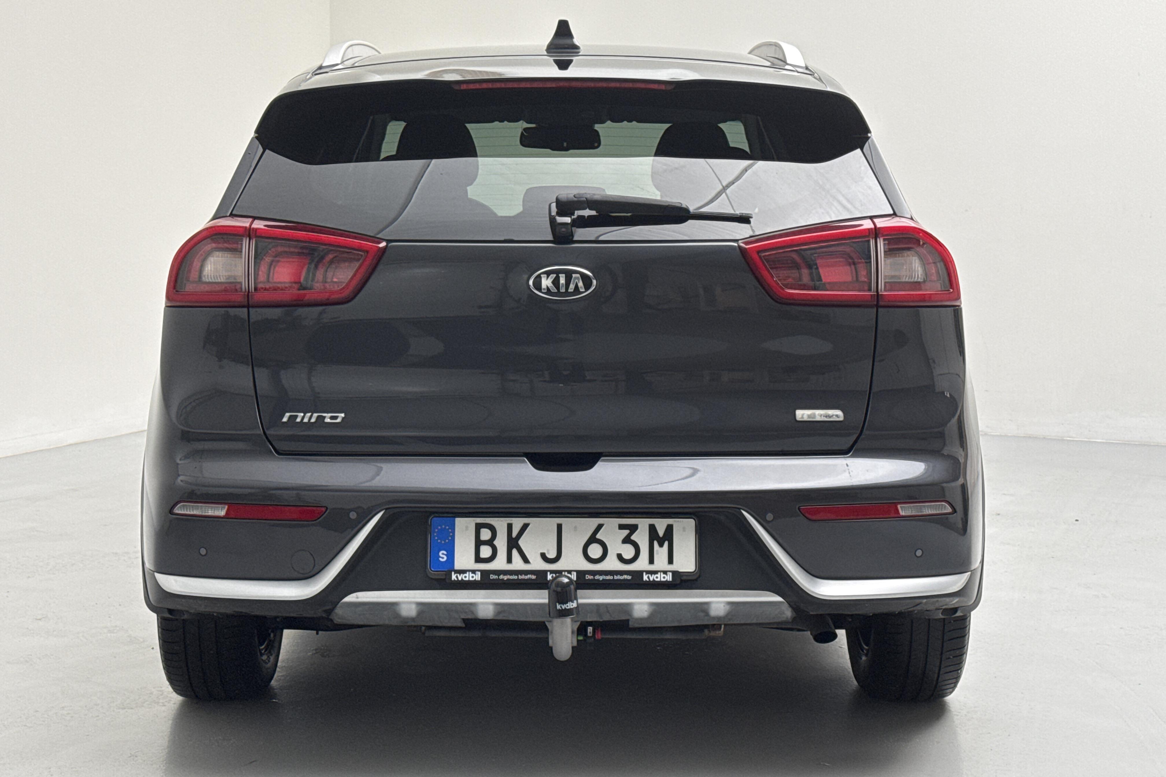 KIA Niro Hybrid 1.6 (141hk) - 4 649 mil - Automat - grå - 2019