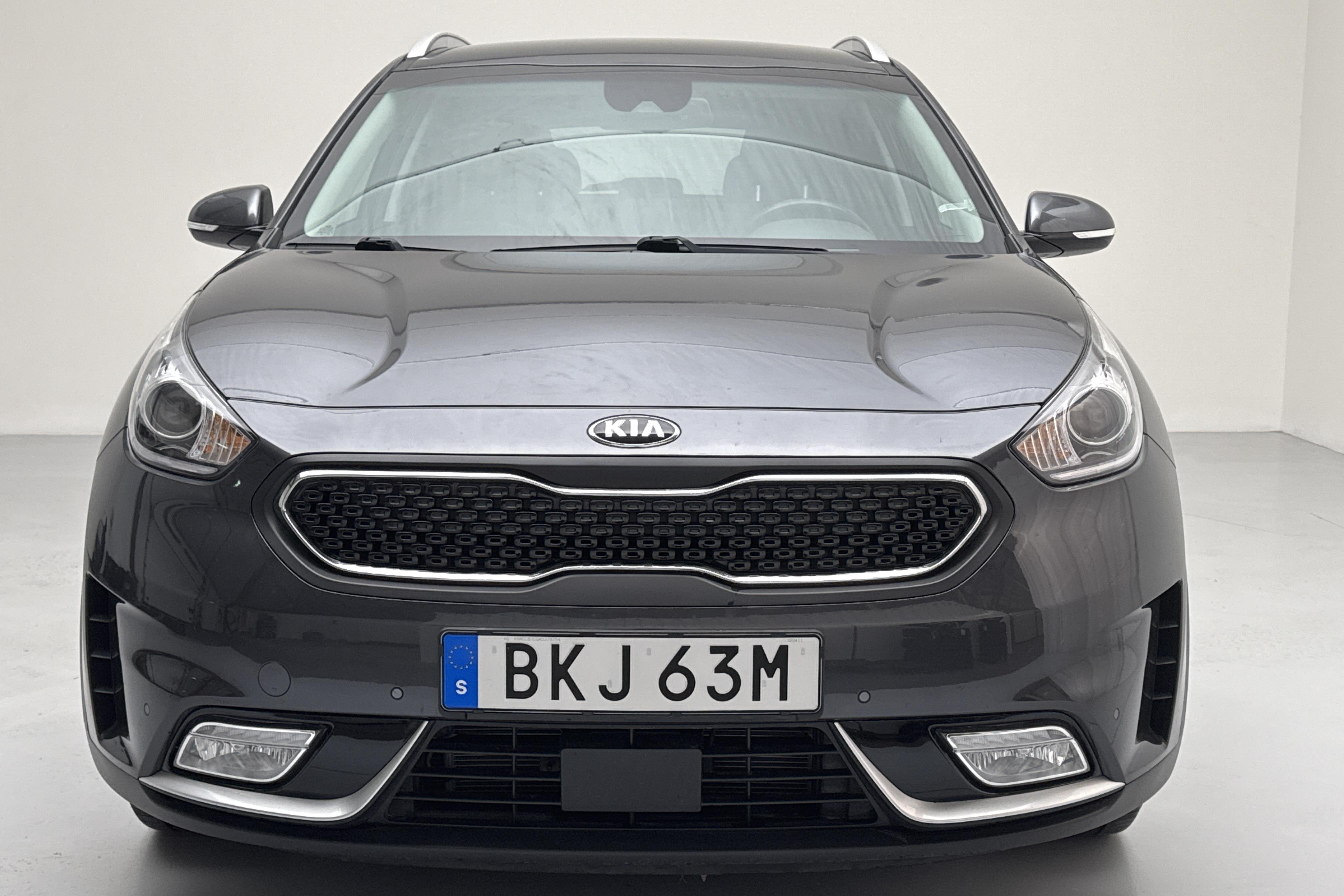 KIA Niro Hybrid 1.6 (141hk) - 4 649 mil - Automat - grå - 2019