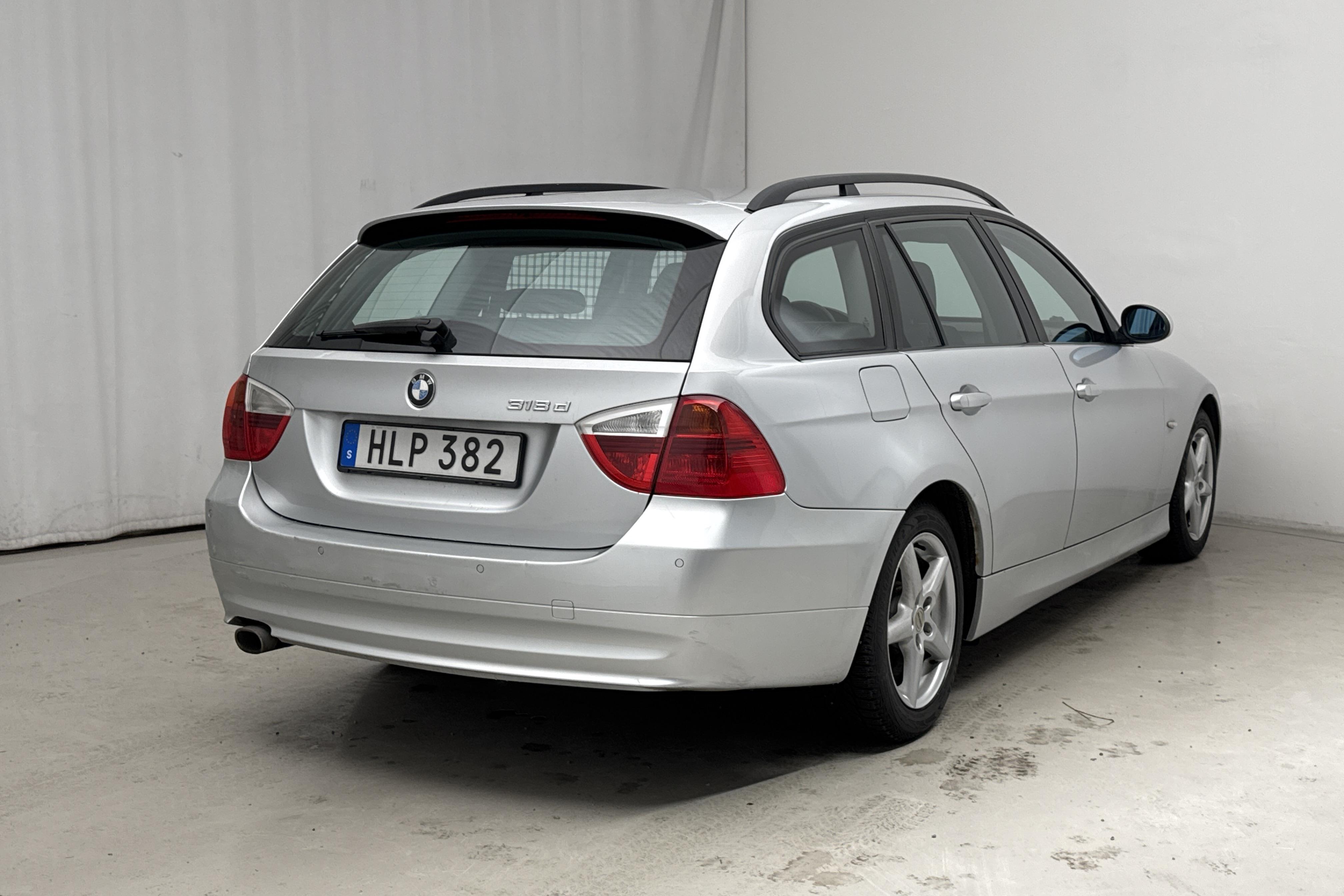 BMW 318d Touring, E90 (143hk) - 22 996 mil - Manuell - Light Grey - 2008