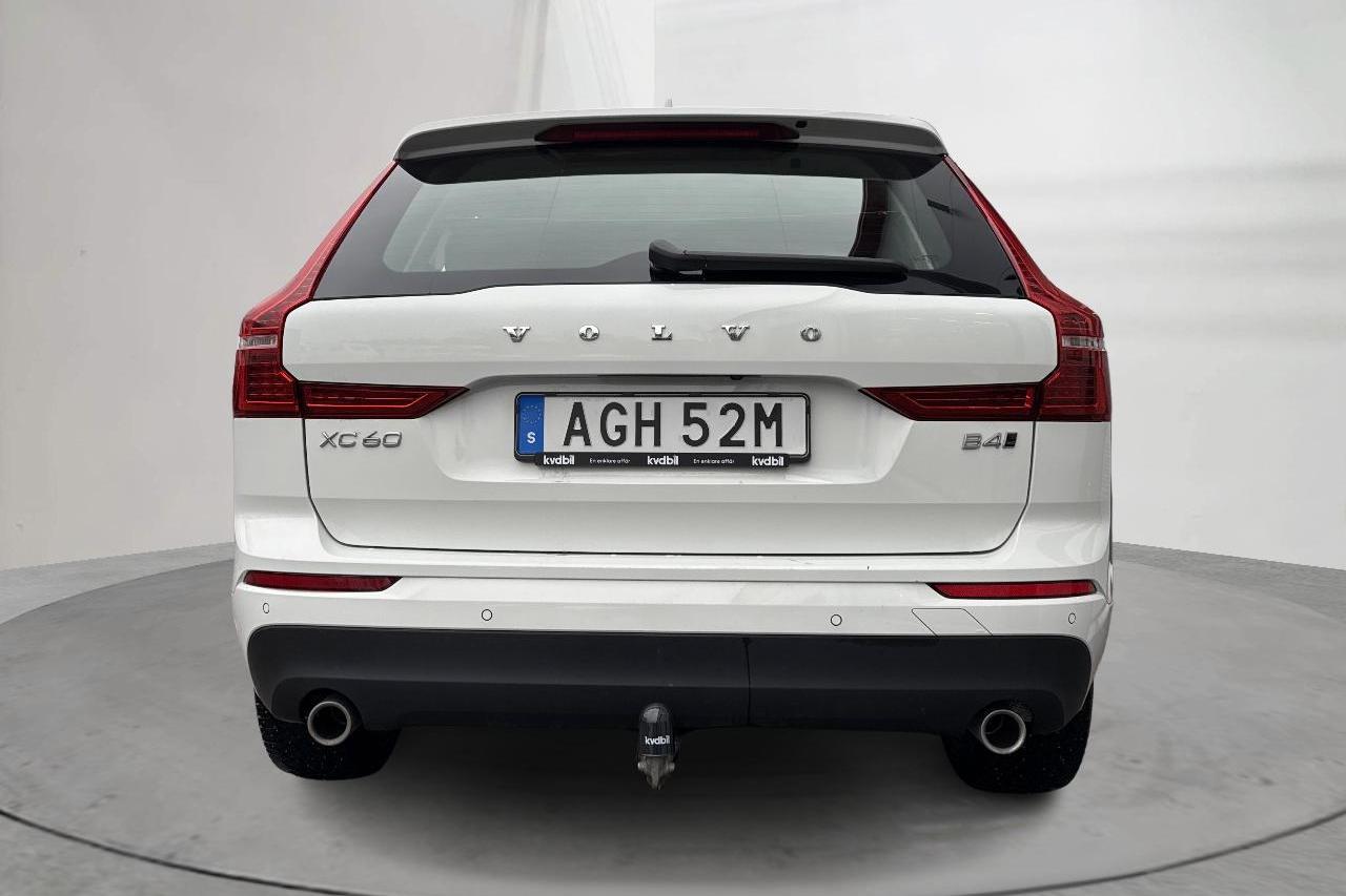 Volvo XC60 B4 AWD Mildhybrid, Diesel (197hk) - 8 396 mil - Automat - vit - 2020