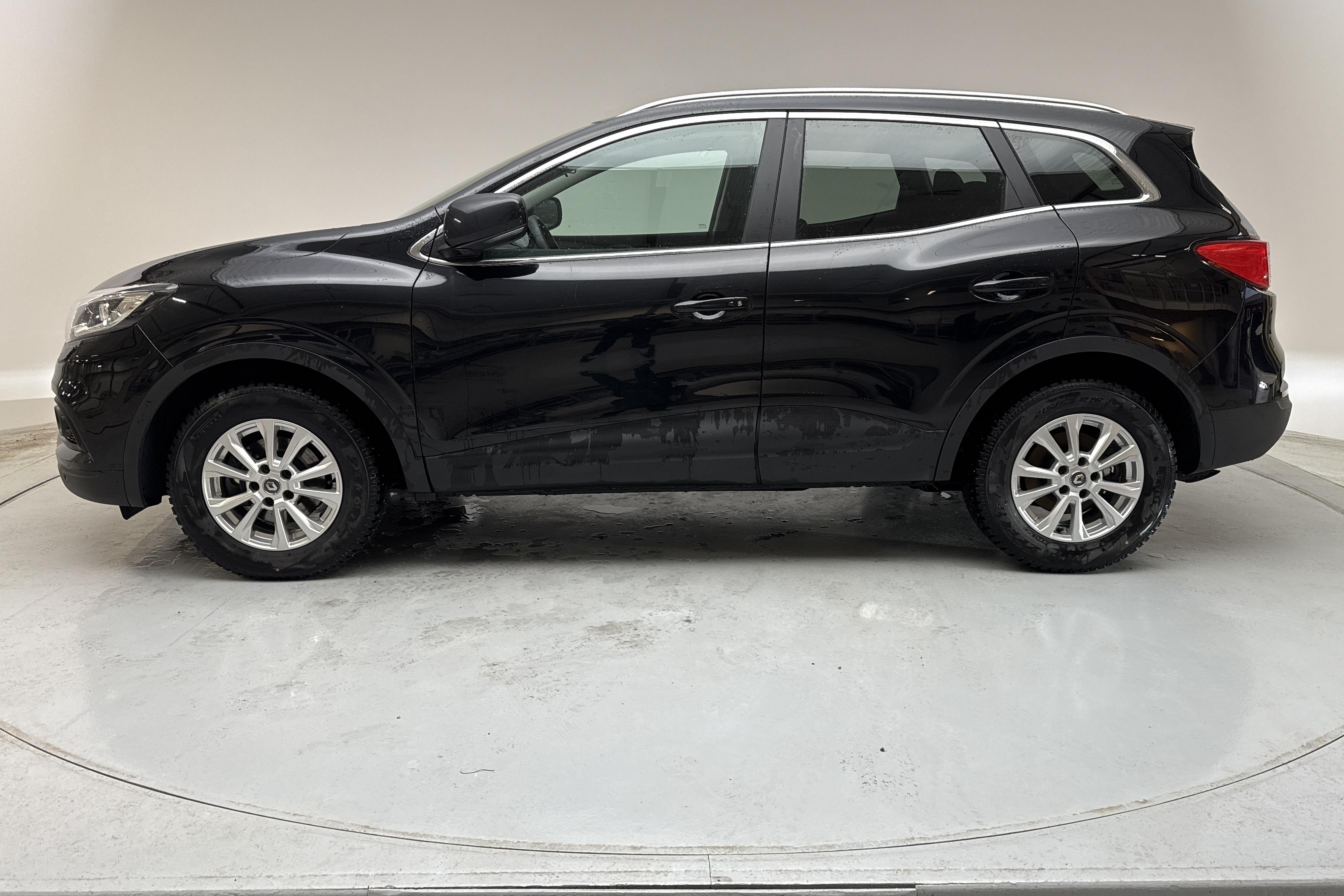 Renault Kadjar 1.3 TCe (140hk) - 9 714 mil - Automat - svart - 2020