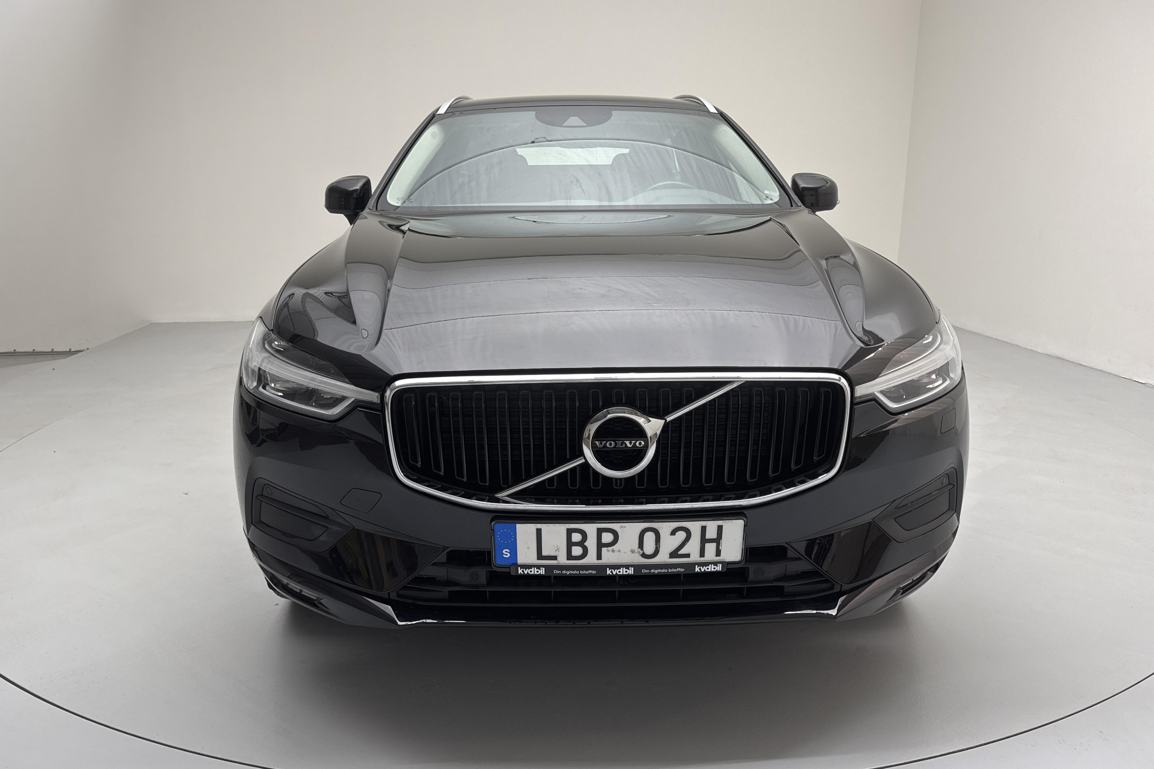 Volvo XC60 B5 AWD Mildhybrid, Bensin (250hk) - 16 866 mil - Automat - svart - 2020