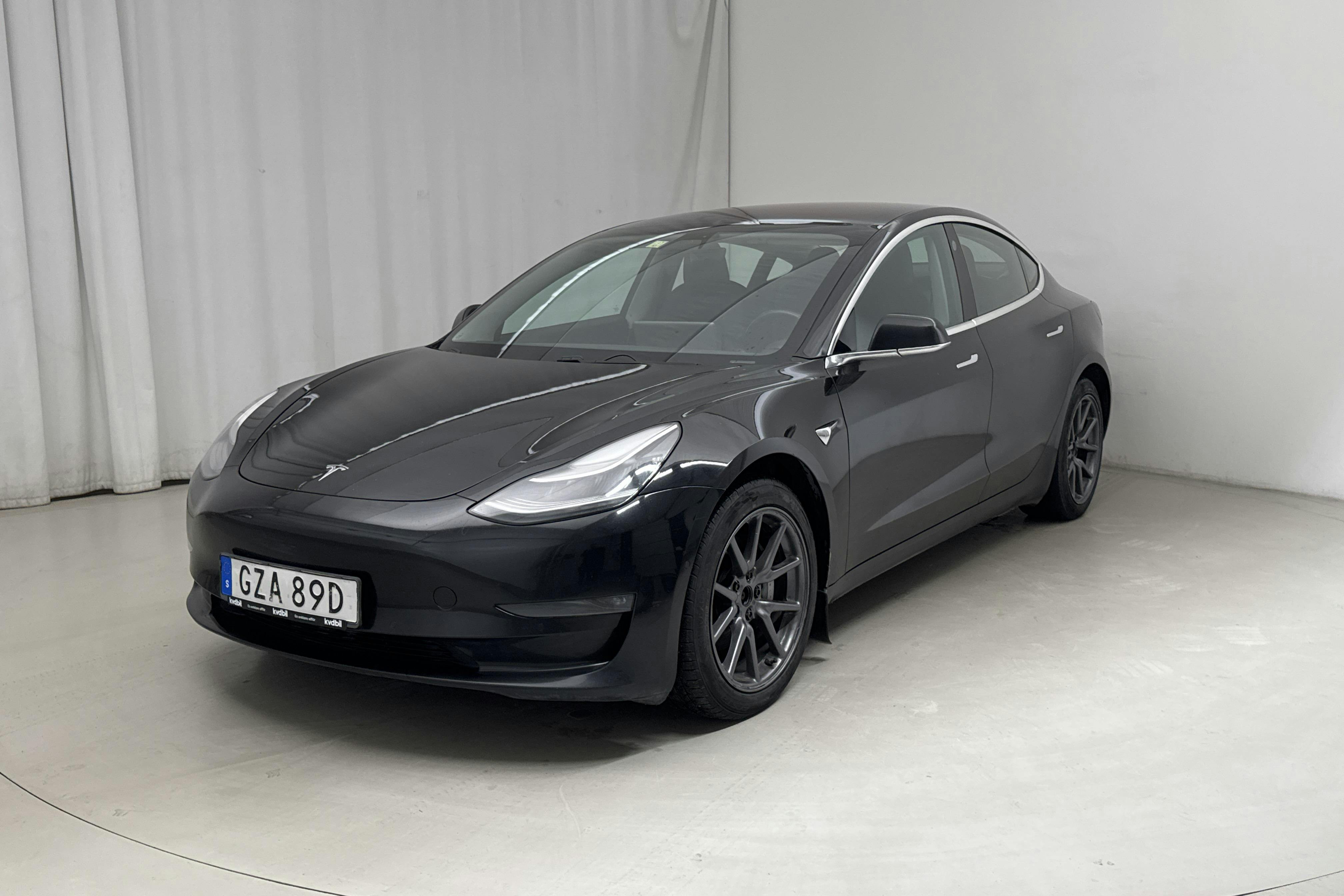 Tesla Model 3 Long Range Dual Motor AWD - 21 099 mil - Automat - svart - 2019