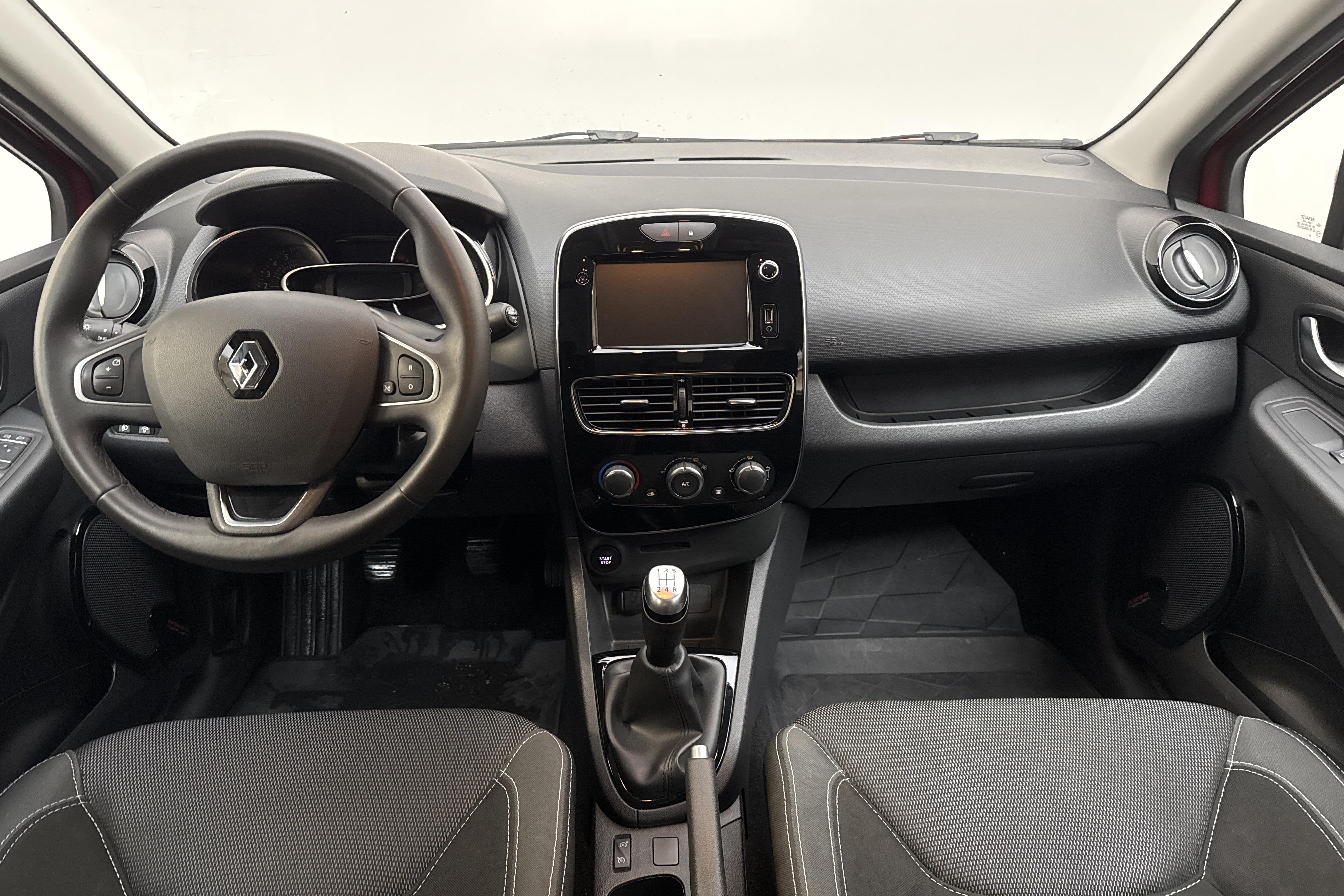 Renault Clio IV 0.9 TCe 90 5dr (90hk) - 7 059 mil - Manuell - 2019