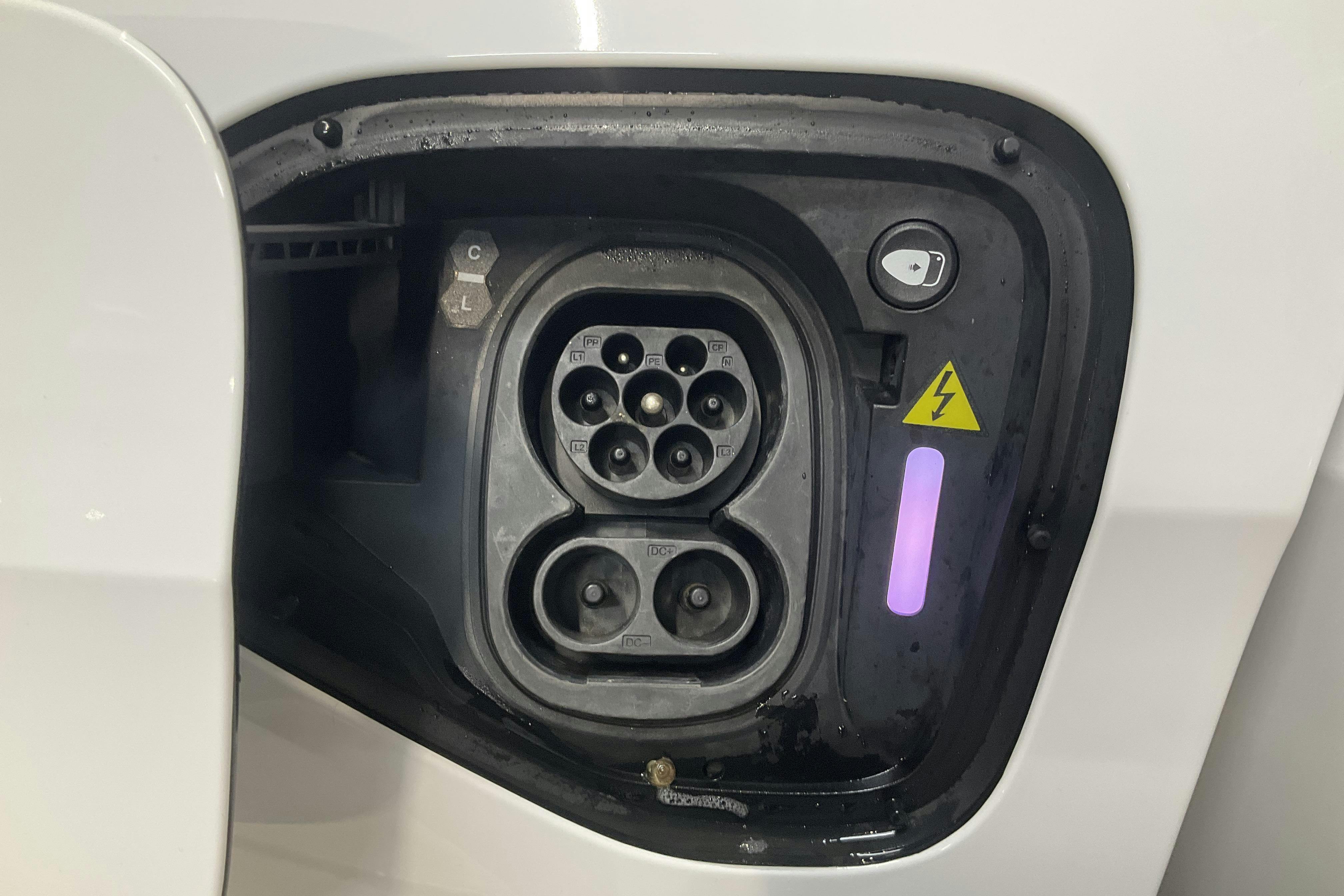Lotus Eletre - 2 046 mil - Automat - svart - 2023