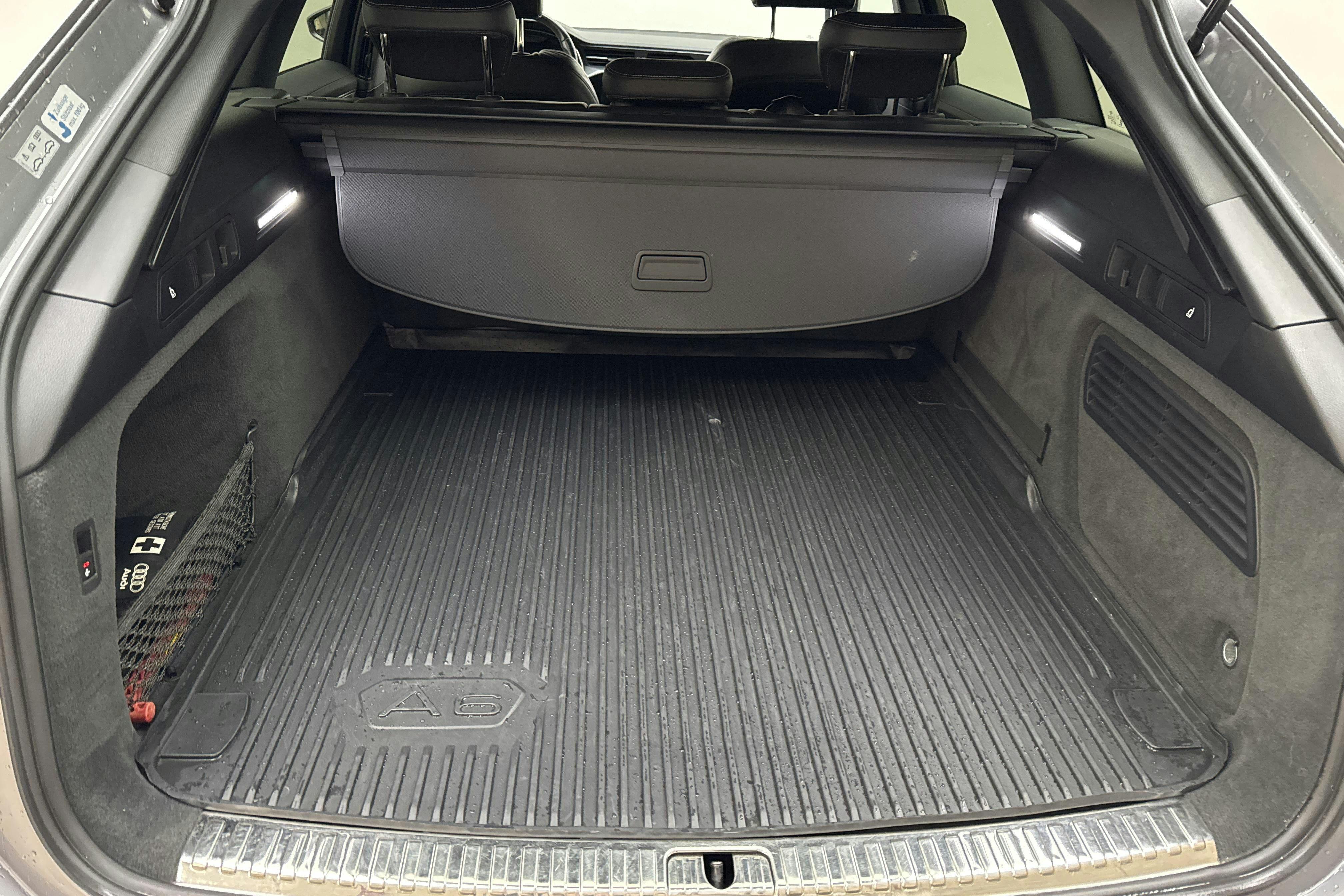 Audi A6 Allroad 45 TDI quattro (231hk) - 138 560 km - Automaatne - hall - 2020
