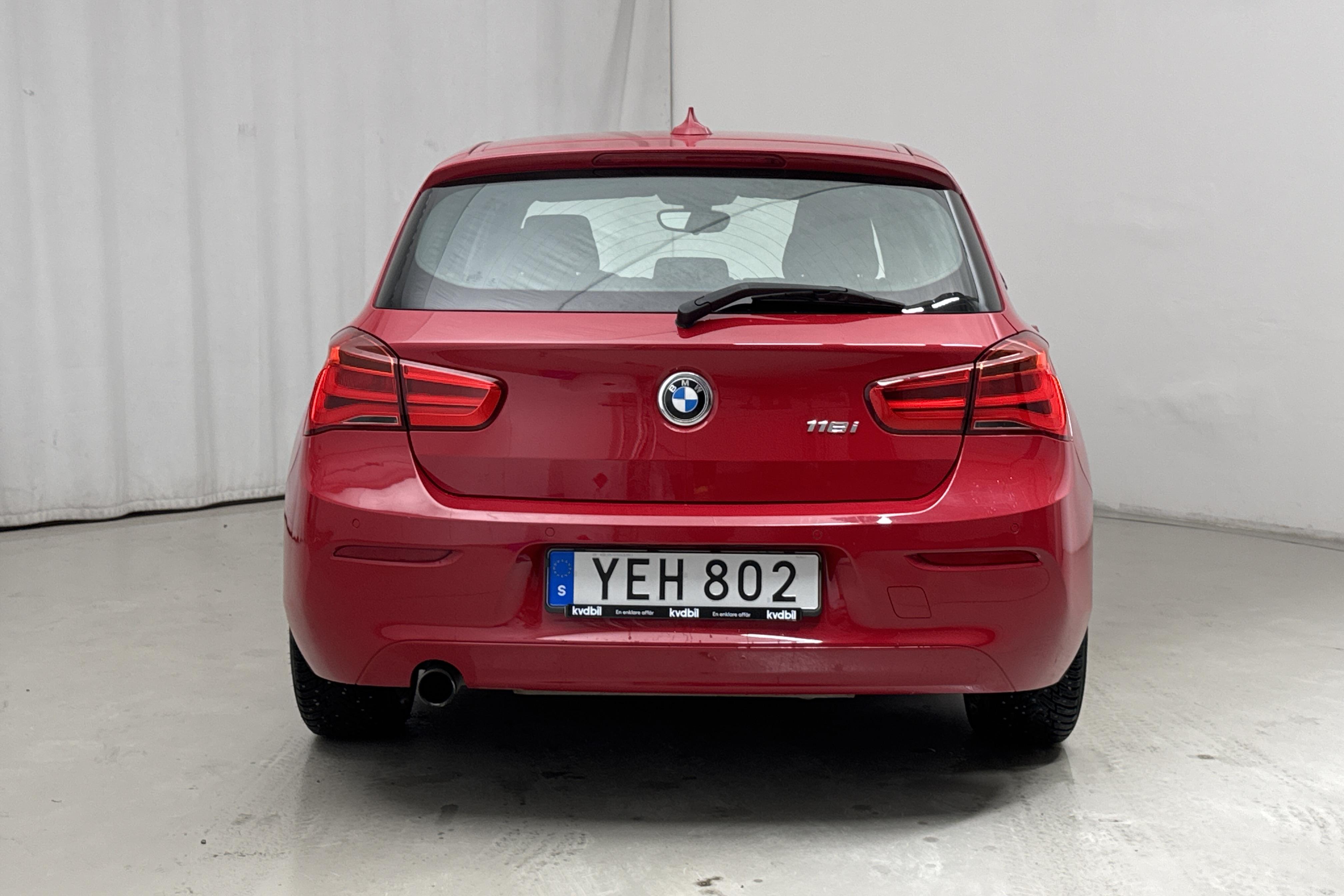 BMW 118i 5dr, F20 (136hk) - 8 593 mil - Automat - röd - 2016