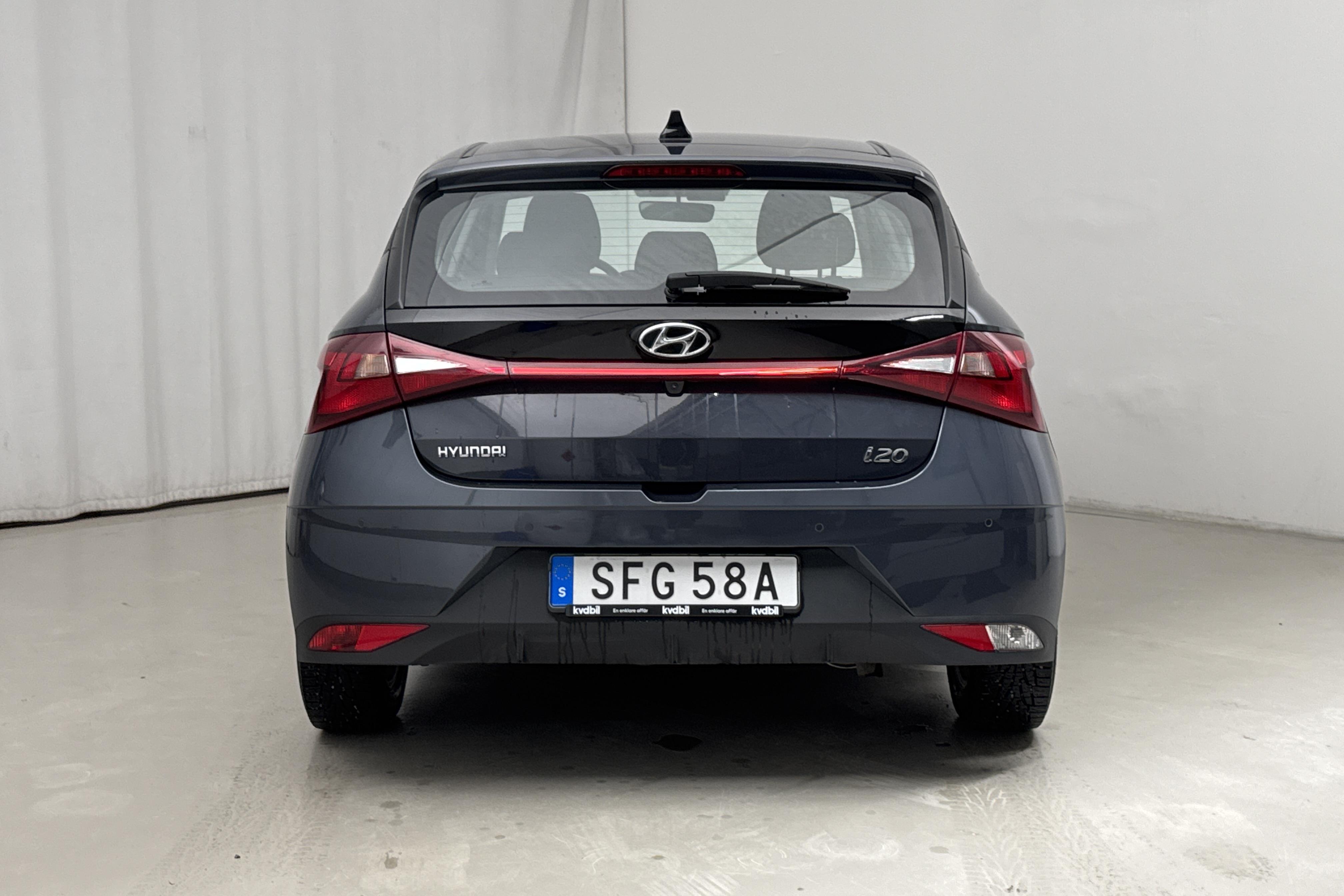 Hyundai i20 1.0 T-GDi (100hk) - 4 593 mil - Automat - grå - 2021