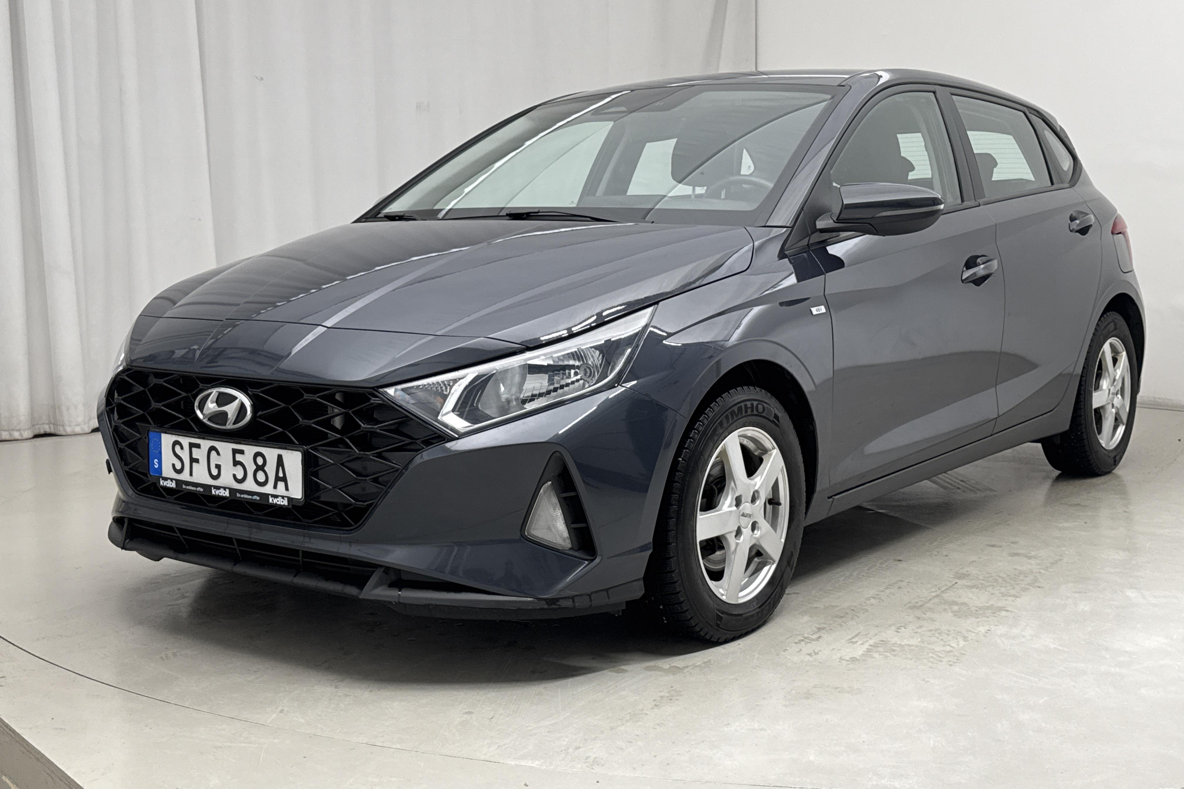 Hyundai i20 1.0 T-GDi (100hk) - 4 593 mil - Automat - grå - 2021