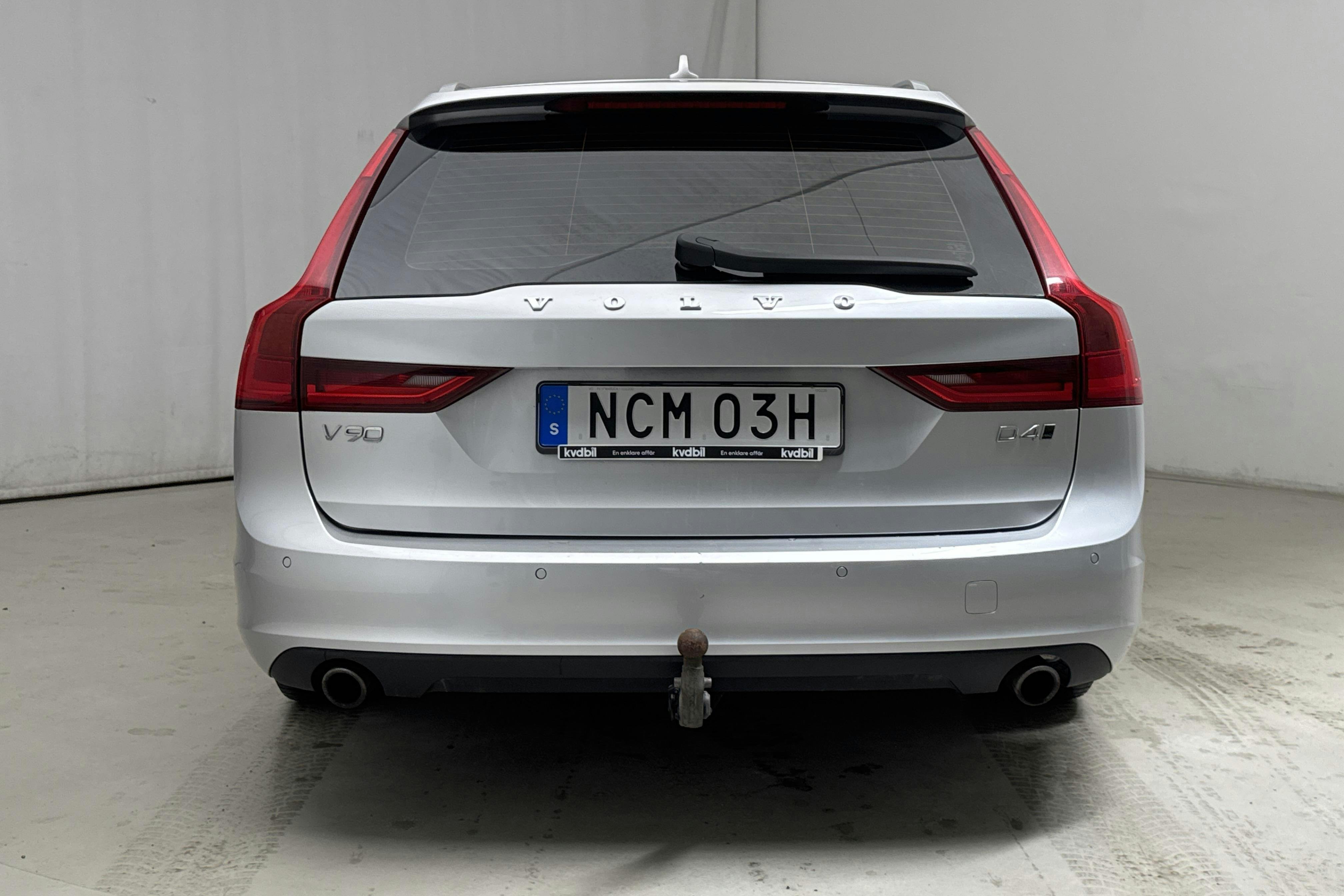 Volvo V90 D4 AWD (190hk) - 160 730 km - Automatic - silver - 2019