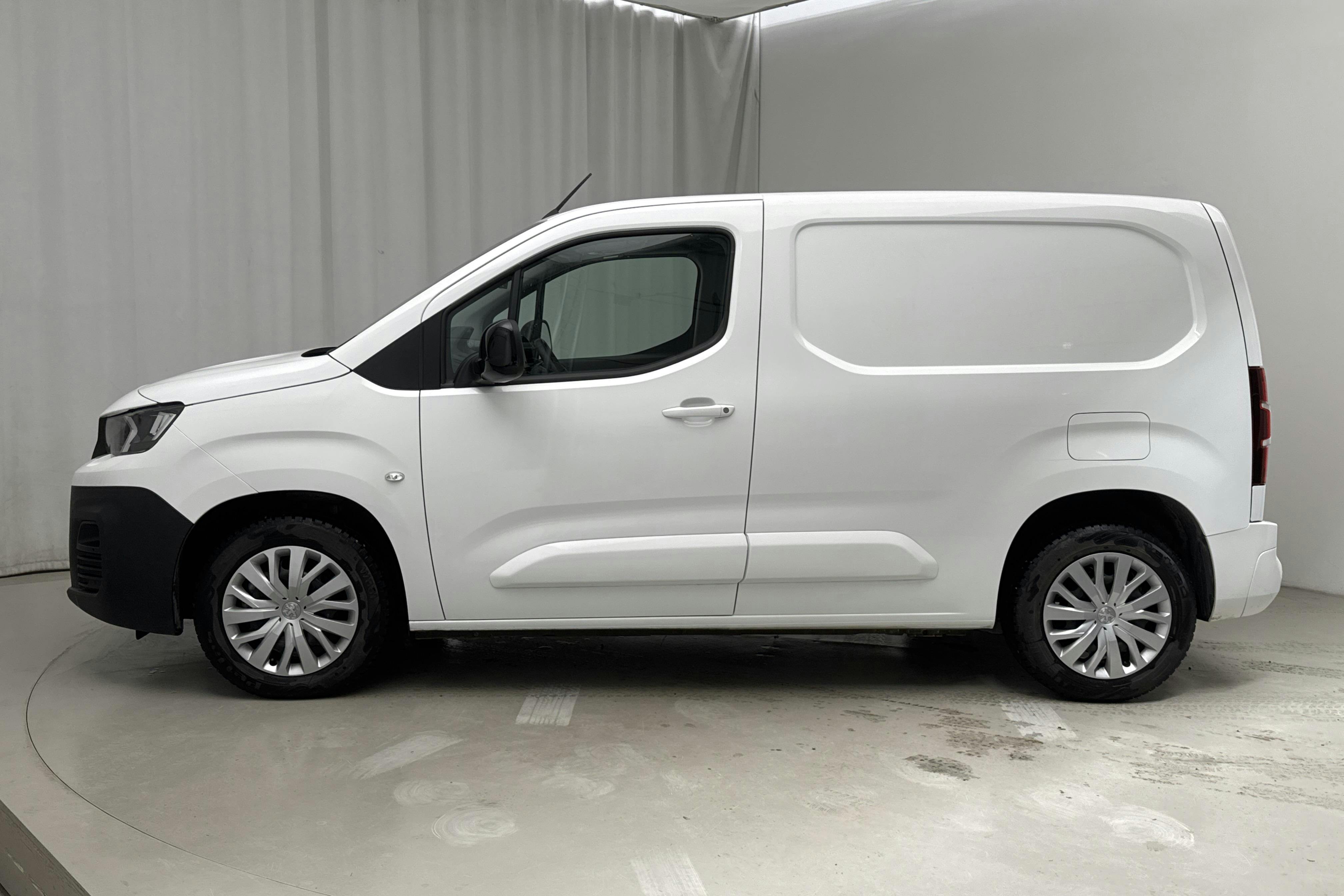 Peugeot e-Partner 50 kWh (136hk) - 1 187 mil - Automat - vit - 2022