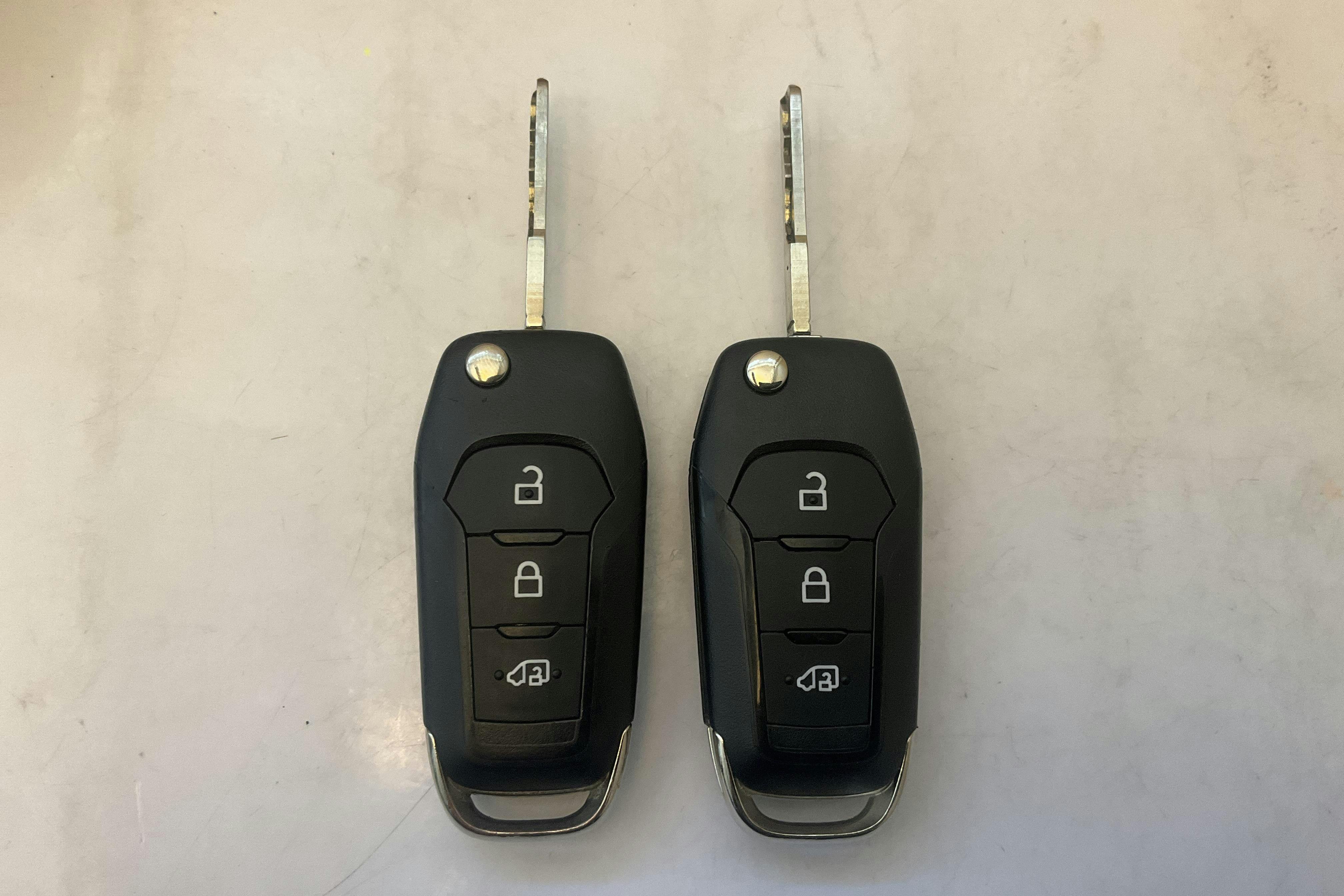 Ford Transit Connect 1.5 EcoBlue (100hk) - 11 471 mil - Automat - vit - 2021