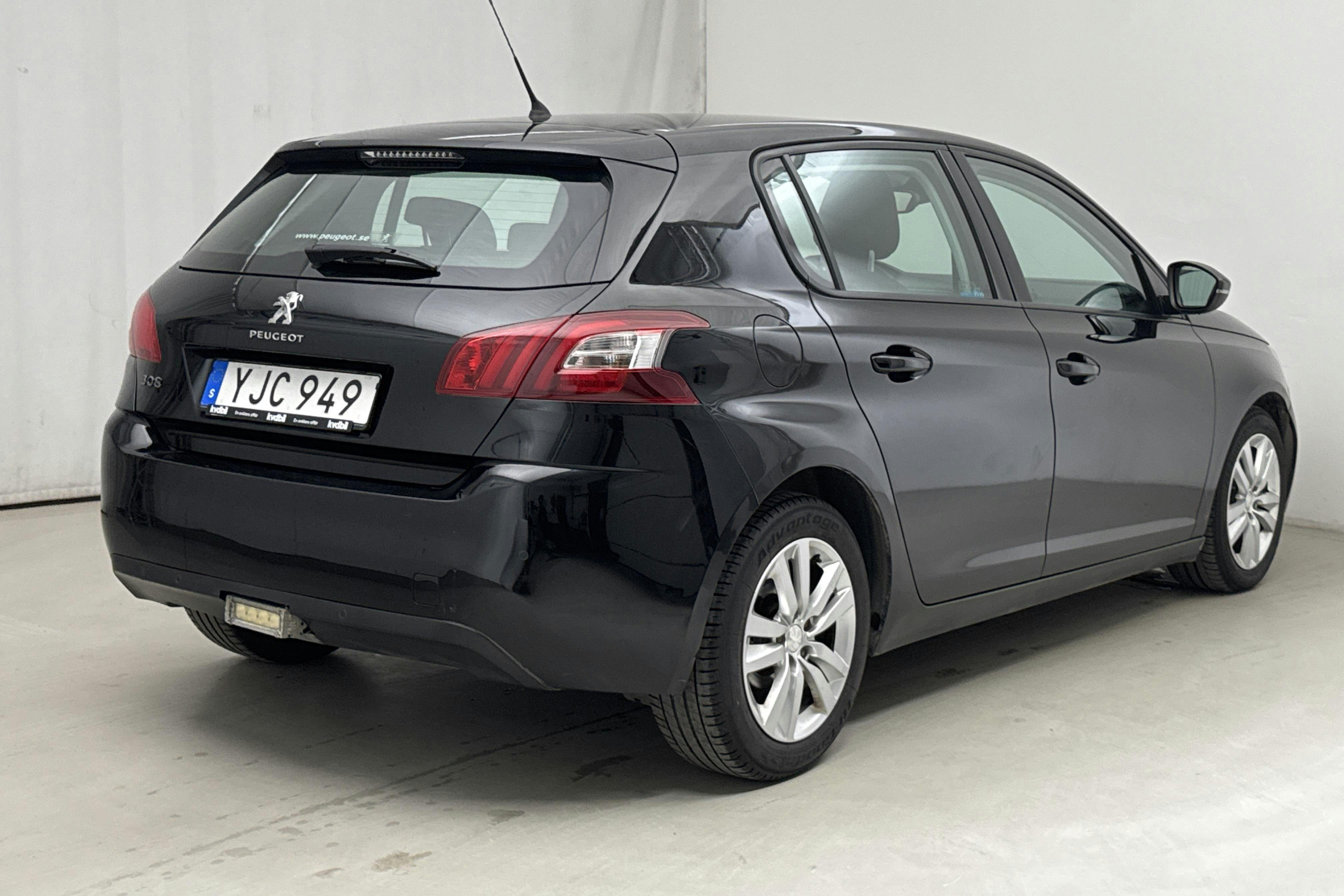 Peugeot 308 BlueHDi 5dr (120hk) - 11 419 mil - Automat - svart - 2017